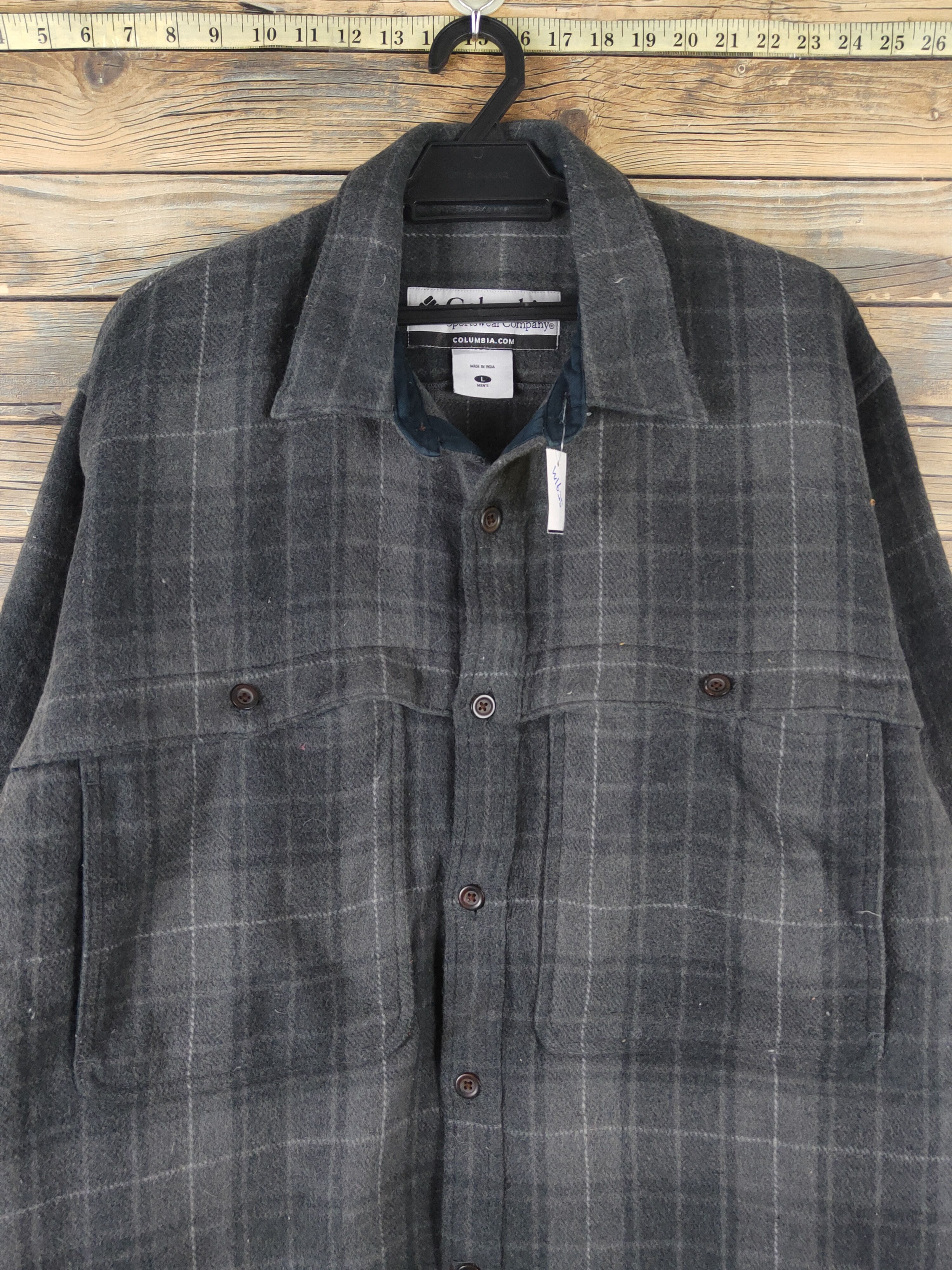 Columbia × Japanese Brand × Vintage Columbia Dark Gray Wool shirt #W1625 Size US L / EU 52-54 / 3 - 2 Thumbnail