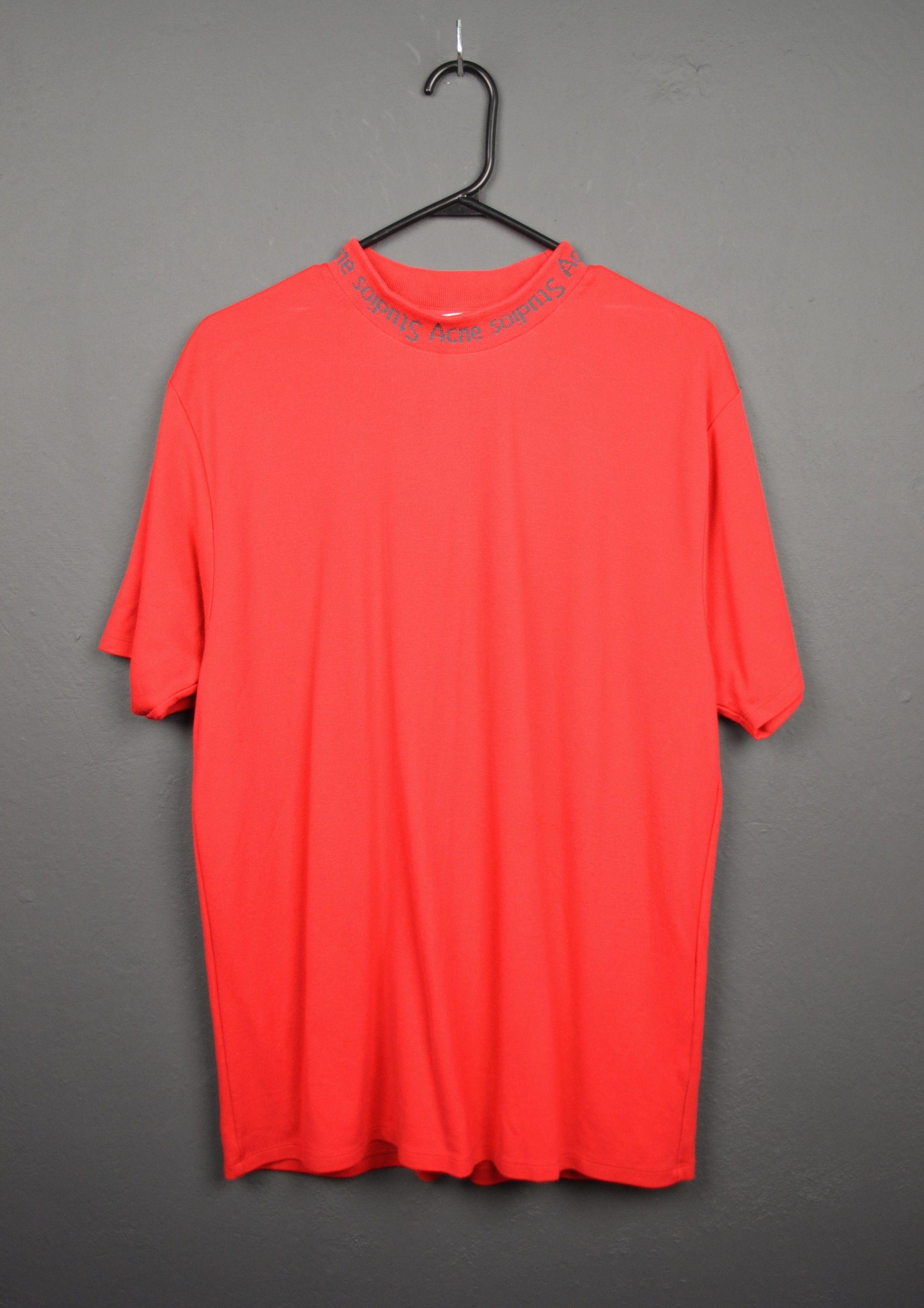 Acne Studios Acne Studios Red Navid Tshirt M Spellout Logo Size US M / EU 48-50 / 2 - 9 Thumbnail