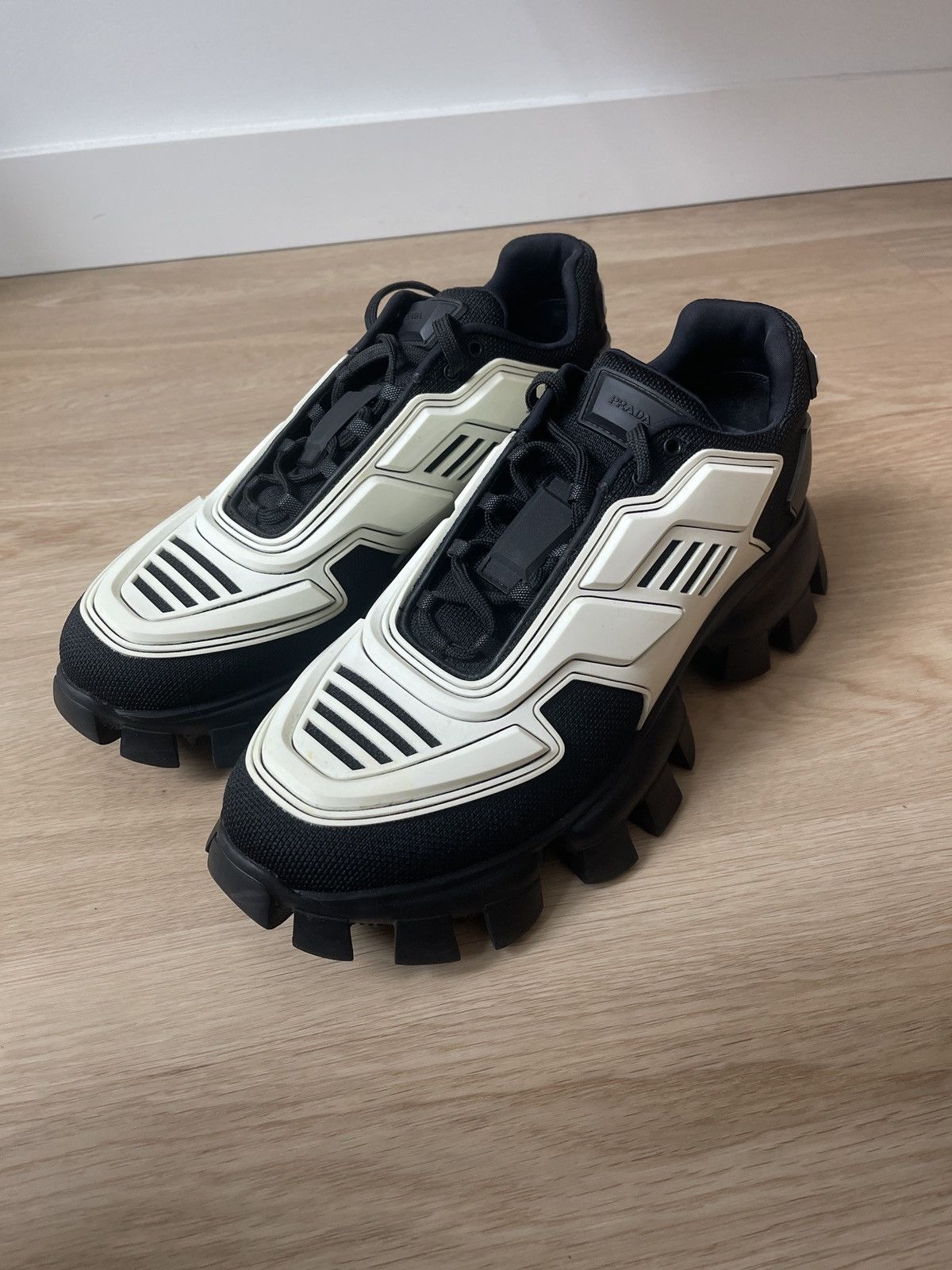PRADA カナパトート ターコイズブルー Prada Cloudbust Thunder Grey | Grailed