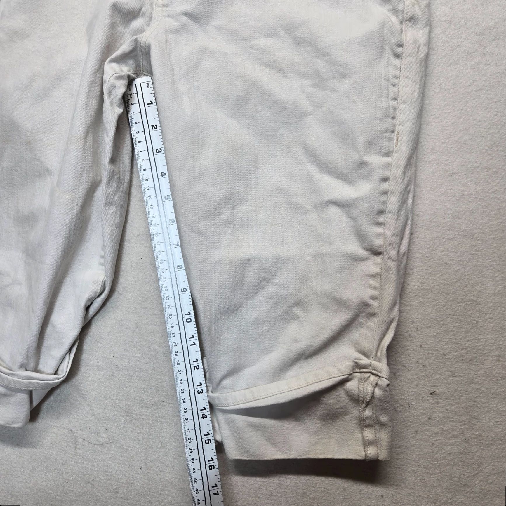 Old Navy Old Navy Women's Plus Size Crop Straight Leg Jeans 18 White Stretch Denim Summer casual Size 40" / US 18 - 5 Thumbnail
