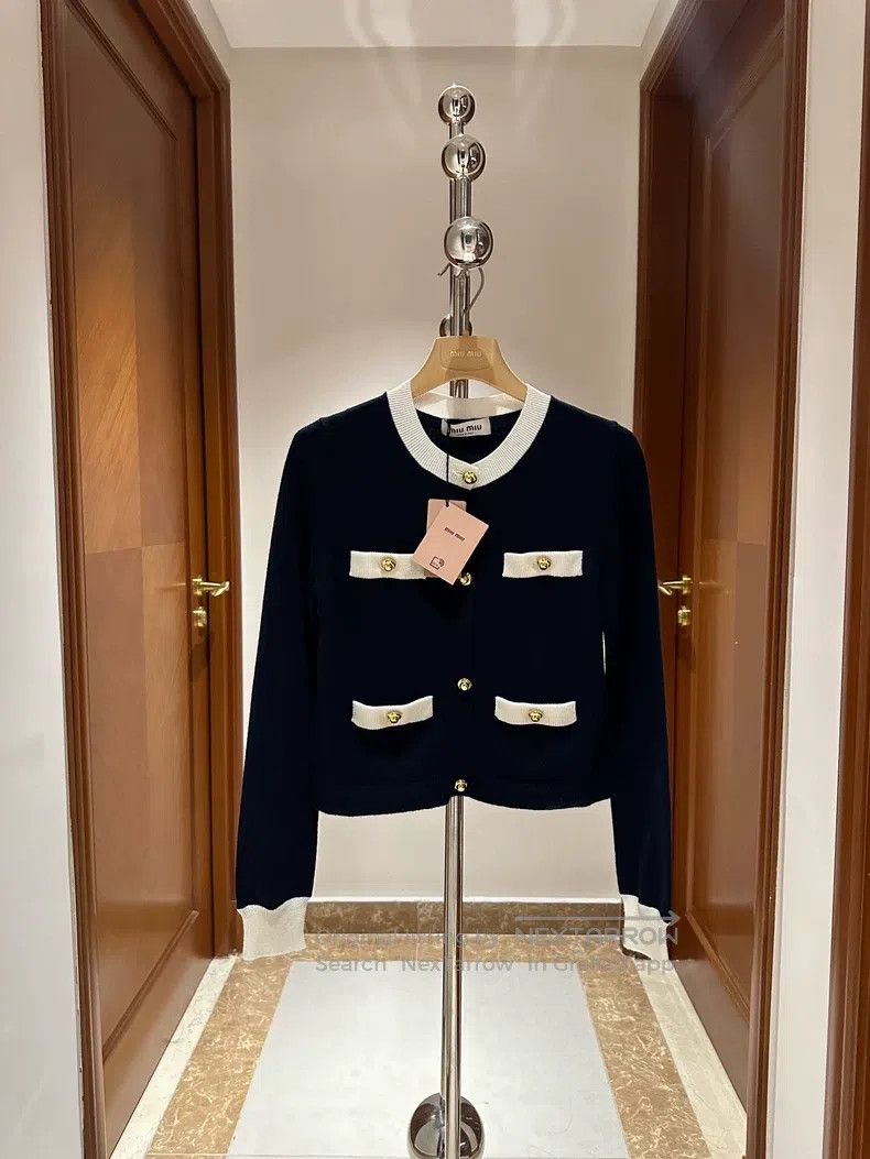 Miu Miu Miu Miu 36 cardigan Size XS / US 0-2 / IT 36-38 - 1 Thumbnail