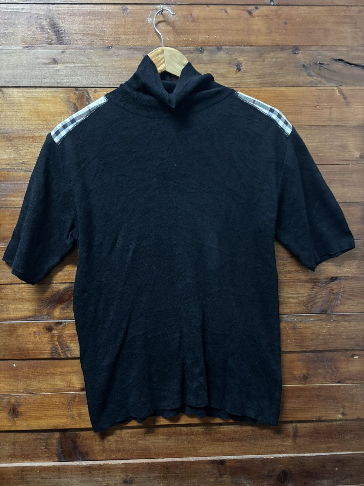 Burberry black label turtle neck knit tshirt