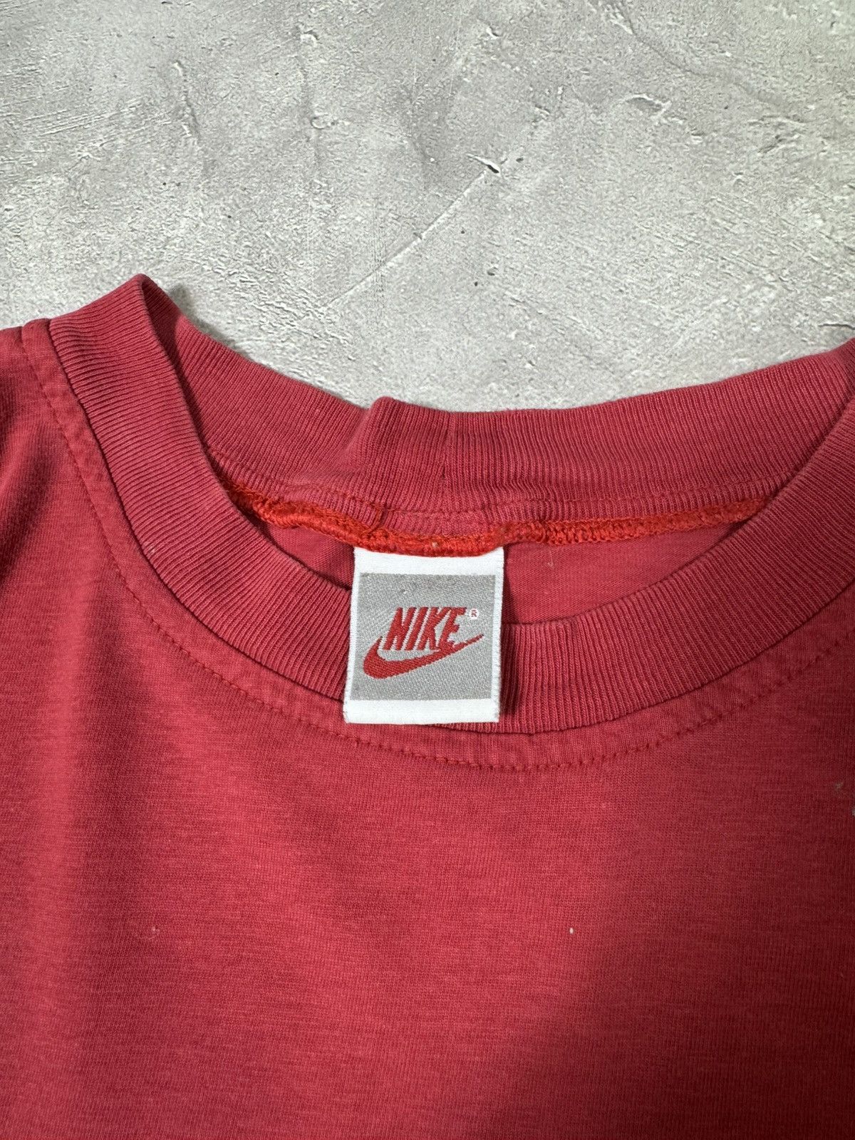 Jordan Brand Rare 90s Nike Air Jordan Fade Distressed T-shirt Size US XL / EU 56 / 4 - 9 Thumbnail