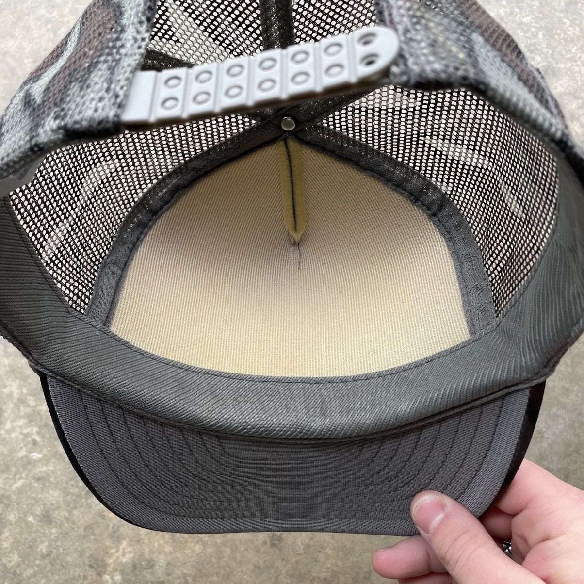 Vintage Vintage Camo Trucker Hat Ducks Unlimited Mesh Snapback 90s Size ONE SIZE - 8 Thumbnail