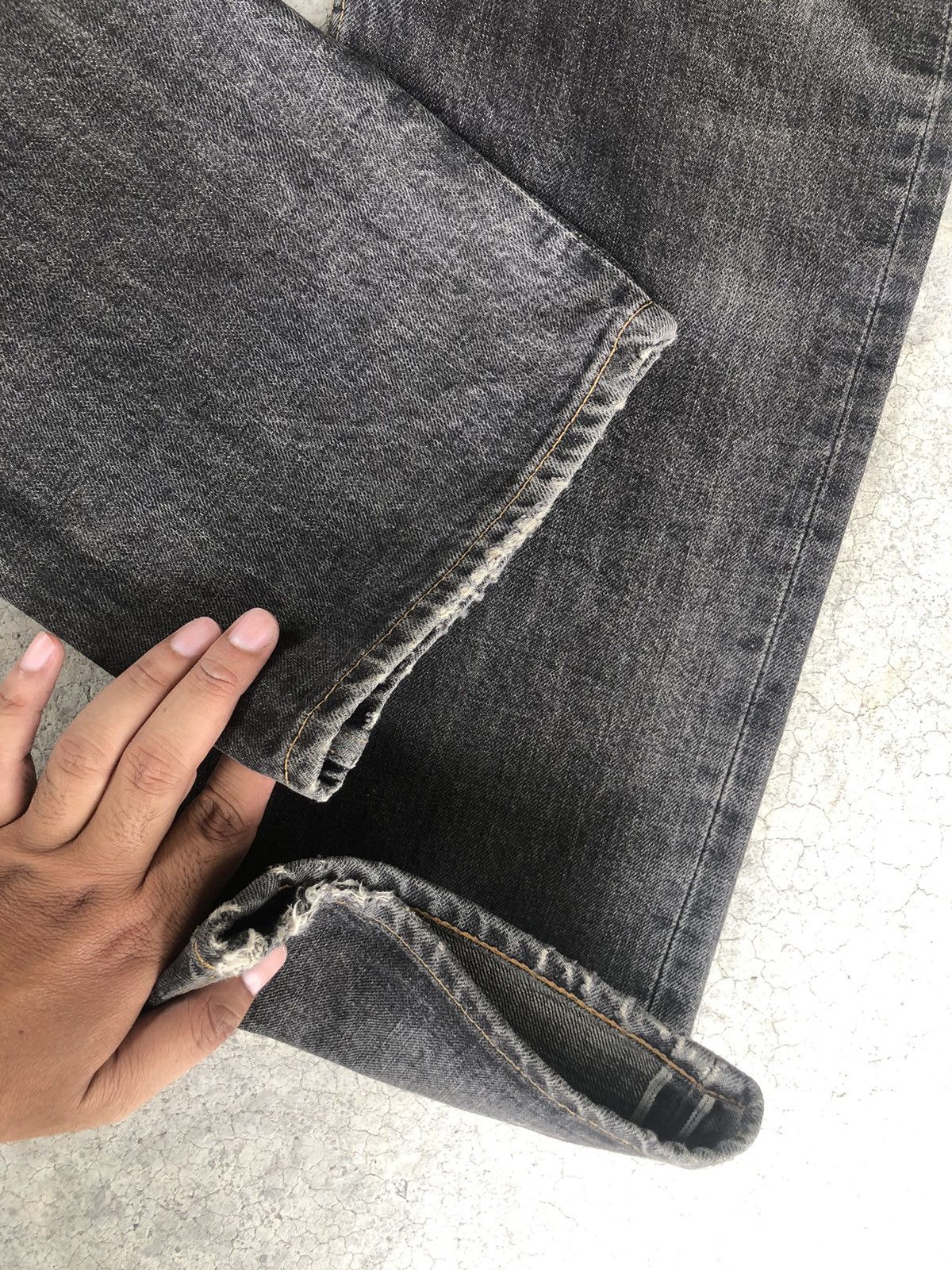 Comme des Garcons Comme des Garcons Homme Selvedge Denim Distressed Jeans Size US 32 / EU 48 - 19 Thumbnail