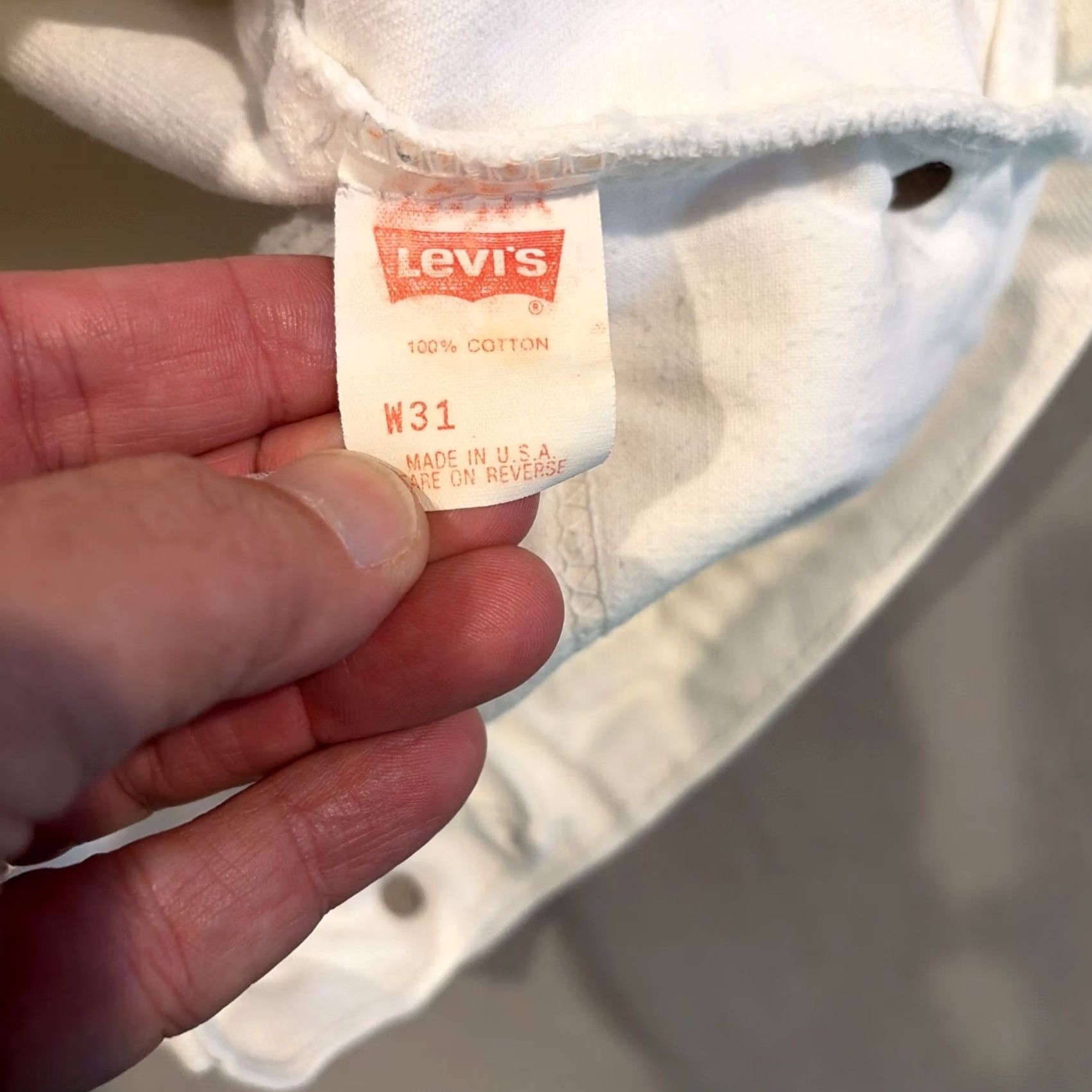 Levi's VINTAGE Levi's 575 Orange Tab White Denim Shorts MADE IN USA 32 X 10 Men Size US 32 / EU 48 - 5 Thumbnail