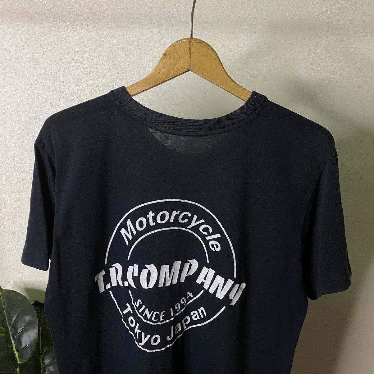 Independent Truck Co. × West Coast Choppers Vintage 1990s TR Company Motorcycle Tokyo Japan Choppers Tee Size US M / EU 48-50 / 2 - 2 Thumbnail