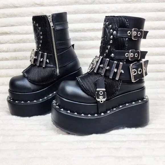 Other DEMONIA Bear 150 Platform Ankle Boots Goth Punk Stud & Skull Size US 10 / IT 40 - 2 Thumbnail