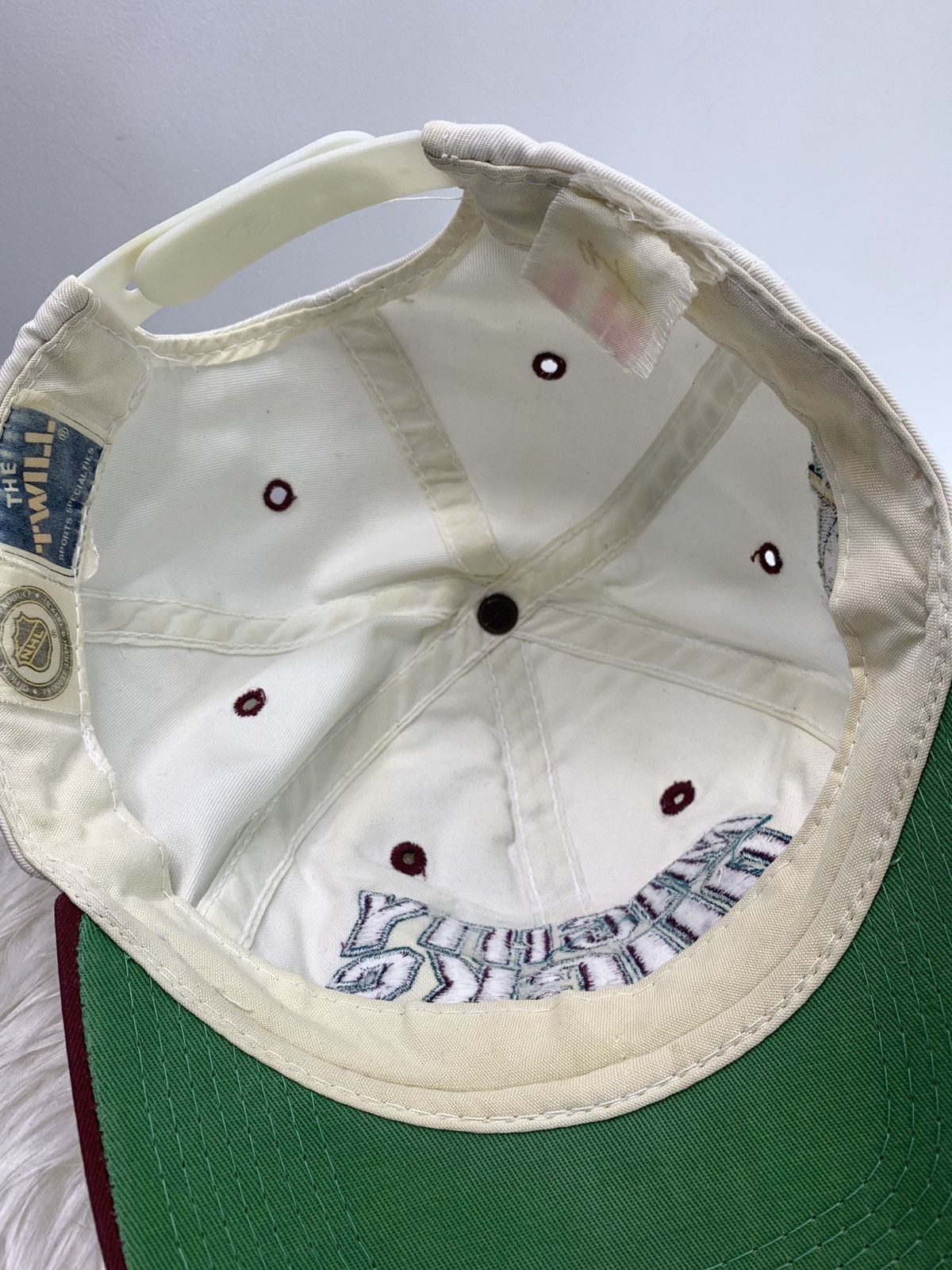 NHL Vintage NHL Anaheim Mighty Ducks Logo Snapback Hat Cap Size ONE SIZE - 11 Thumbnail