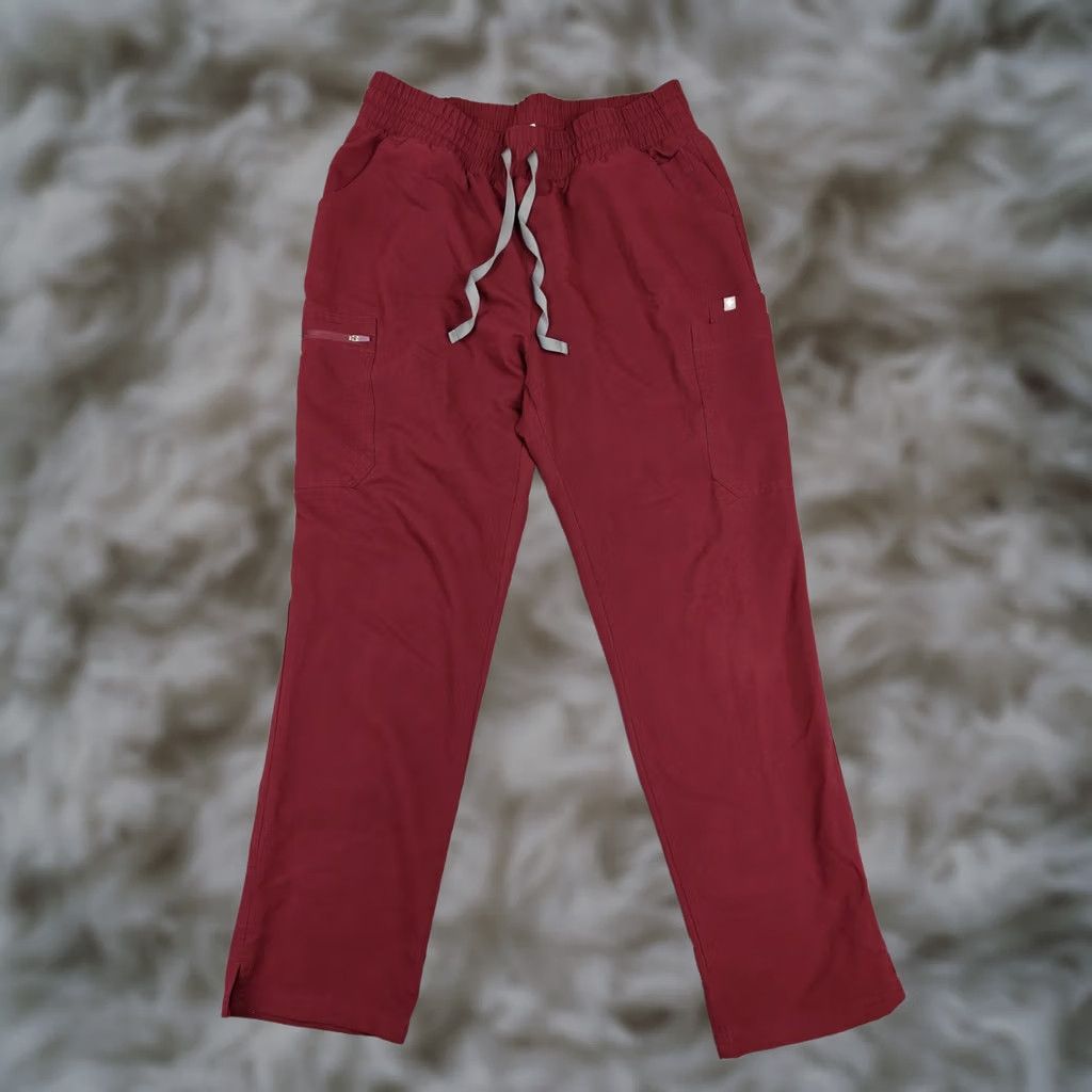 Vintage FIGS Scrub Pants Womens Large Red Technical Collection Drawstring Cargo Pockets Size 36" / US 14 / IT 50 - 1 Thumbnail
