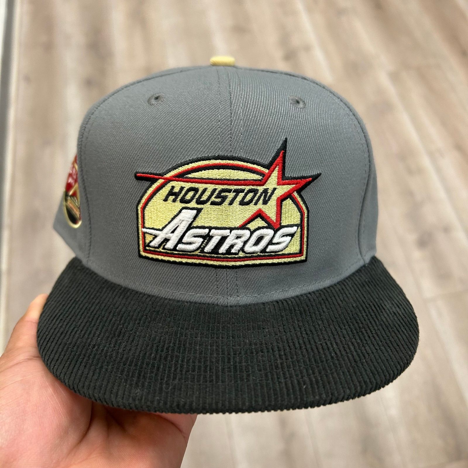 New Era Houston Astros Great Years New Era Fitted Hat Cap size 7 /14 Size ONE SIZE - 2 Thumbnail