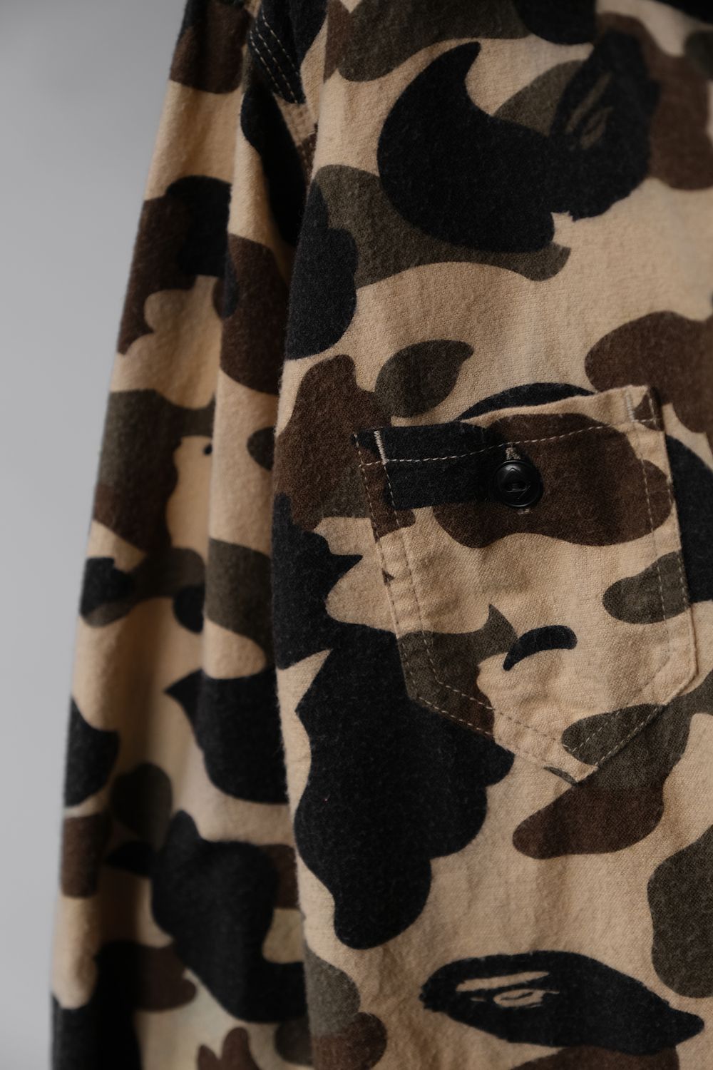 Bape A BATHING APE Camo Flannel Shirt BAPE Size US M / EU 48-50 / 2 - 3 Thumbnail