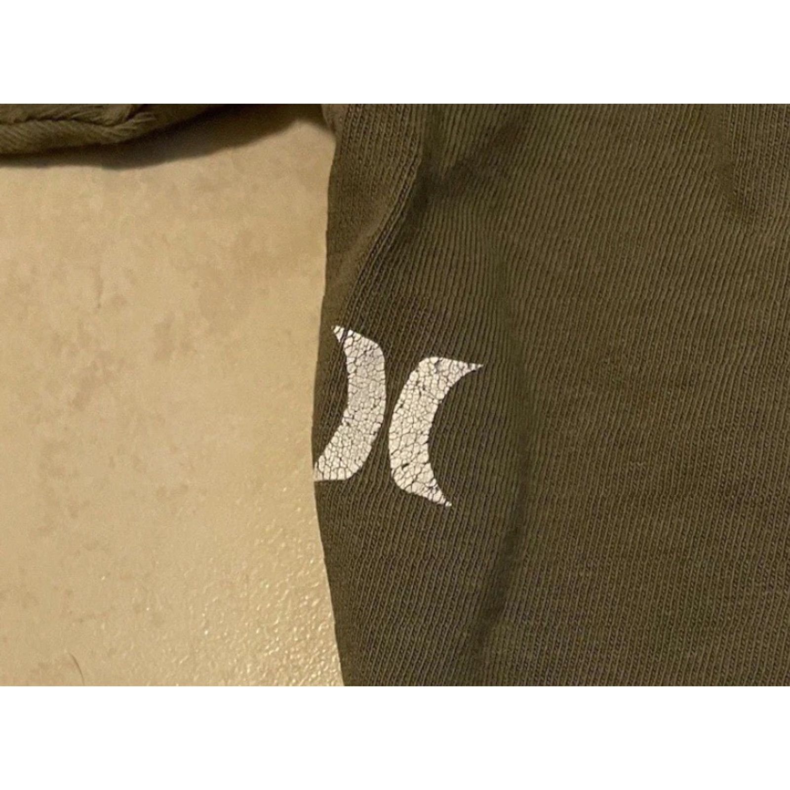 Quiksilver VINTAGE Hurley Shirt S Green 90s Distressed Surf Skate Grunge Ocean Pacific Billabong Y2K Mens T-Shirt Size US S / EU 44-46 / 1 - 4 Thumbnail