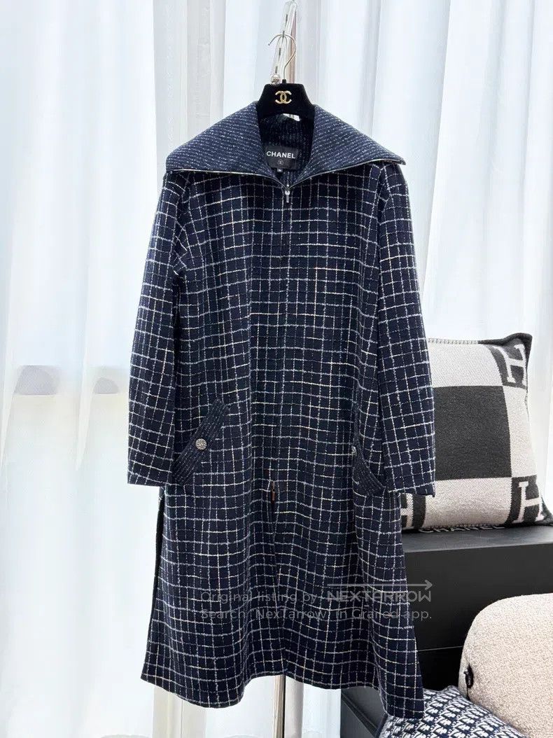 Chanel Chanel Dark blue silhouette tweed diamond buckle zipper lo Size XXS / US 00 / IT 34 - 1 Thumbnail