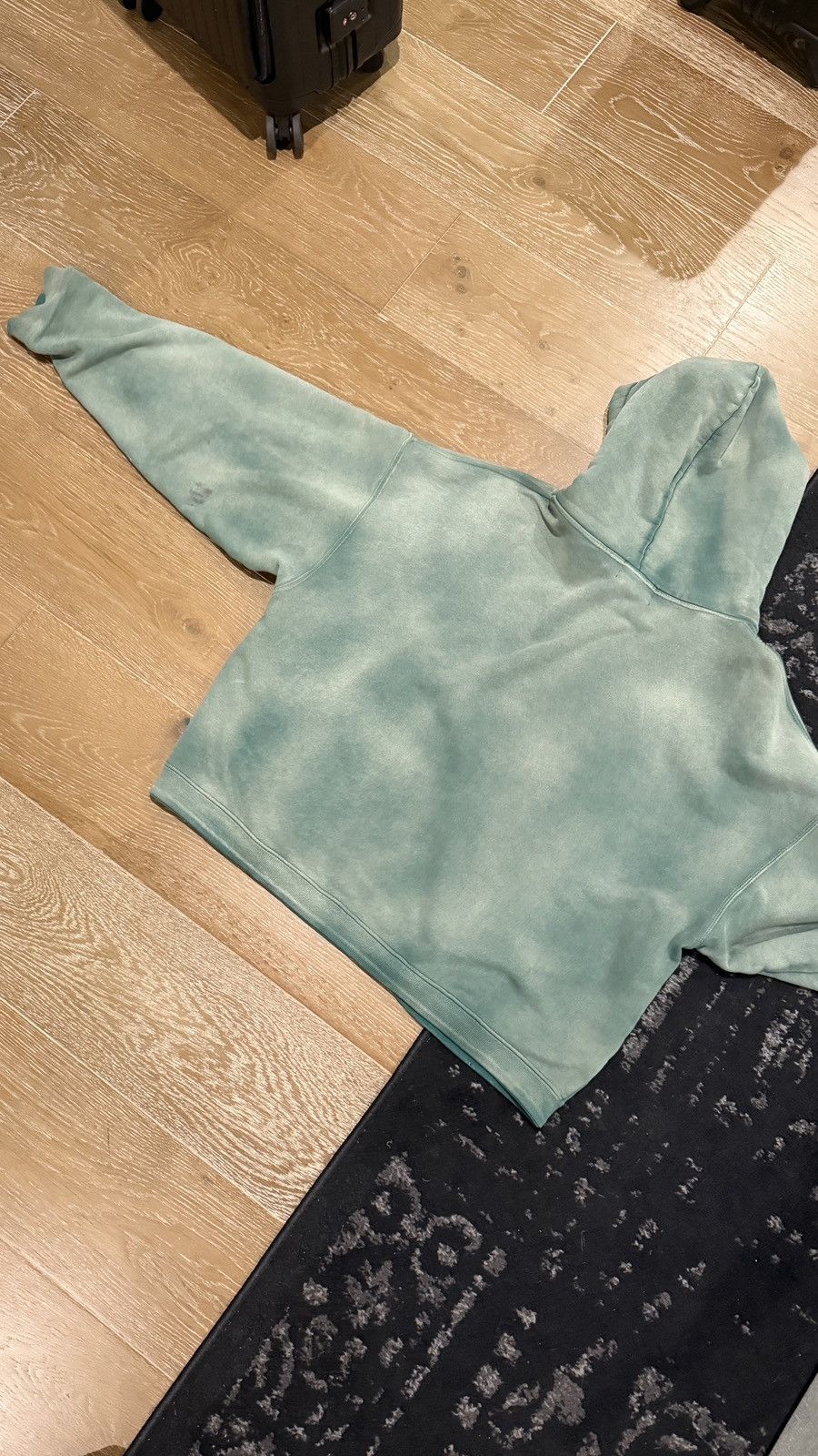 Enfants Riches Deprimes ERD girl gun hoodie distressed and faded Size US M / EU 48-50 / 2 - 7 Thumbnail