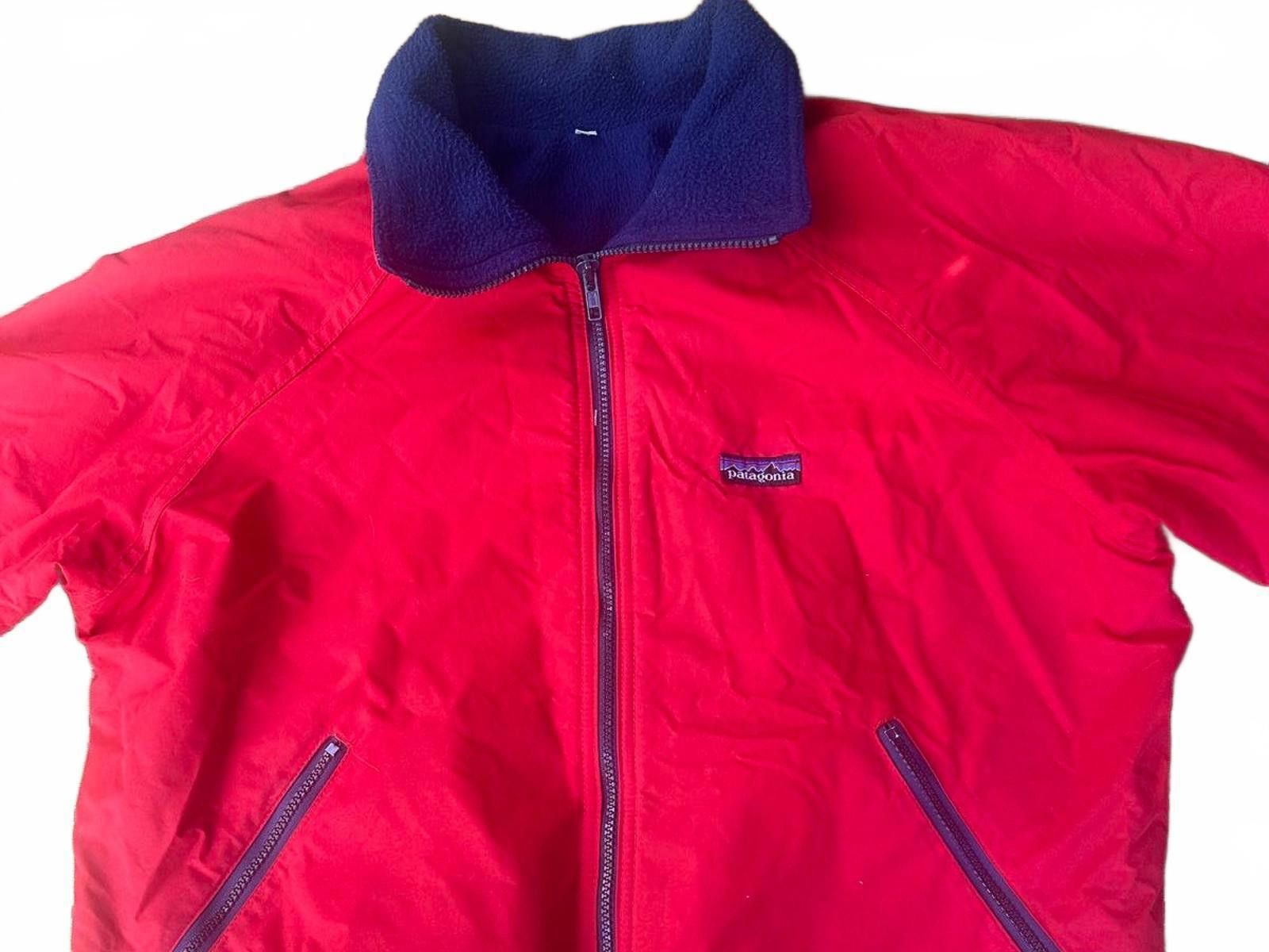 Patagonia Vintage Patagonia Red Bomber Jacket with Navy Fleece Lining Size US L / EU 52-54 / 3 - 2 Thumbnail