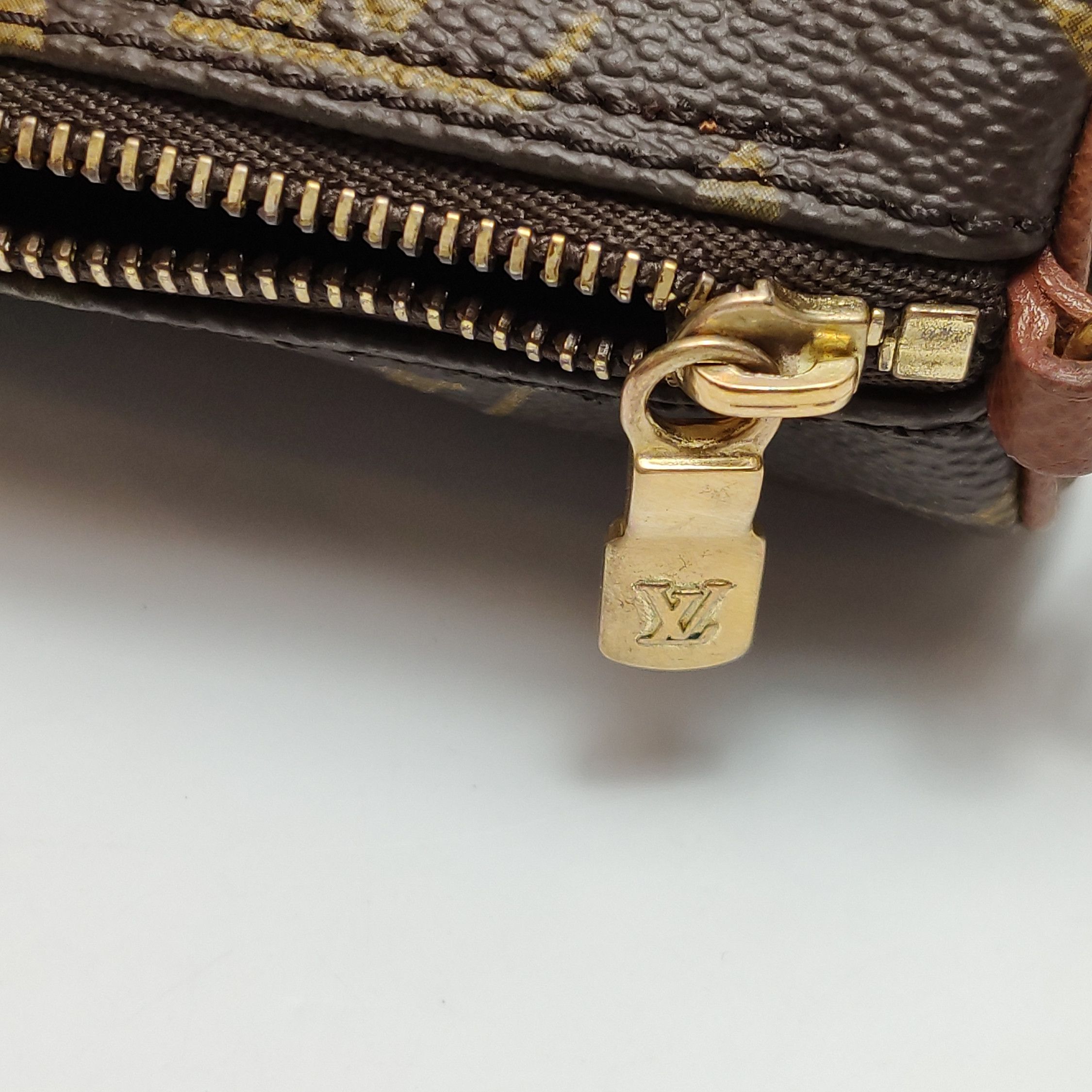 Louis Vuitton Louis Vuitton (LV) Papillon Mini Cowhide Monogram Printed D Size ONE SIZE - 5 Thumbnail
