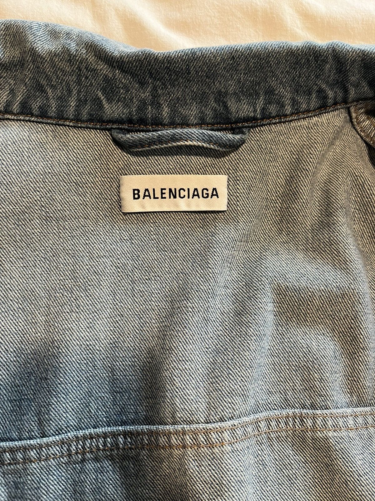 Balenciaga Balenciaga pride oversized denim jacket. Size US L / EU 52-54 / 3 - 10 Thumbnail