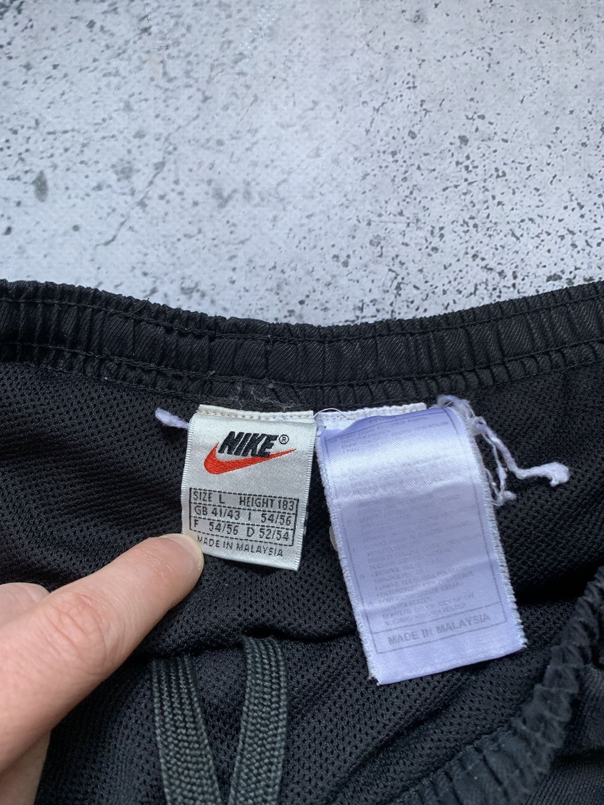 Nike Vintage Nike Baggy Track Pants Y2K Drill Sweatpants USA 90s Size US 34 / EU 50 - 6 Thumbnail