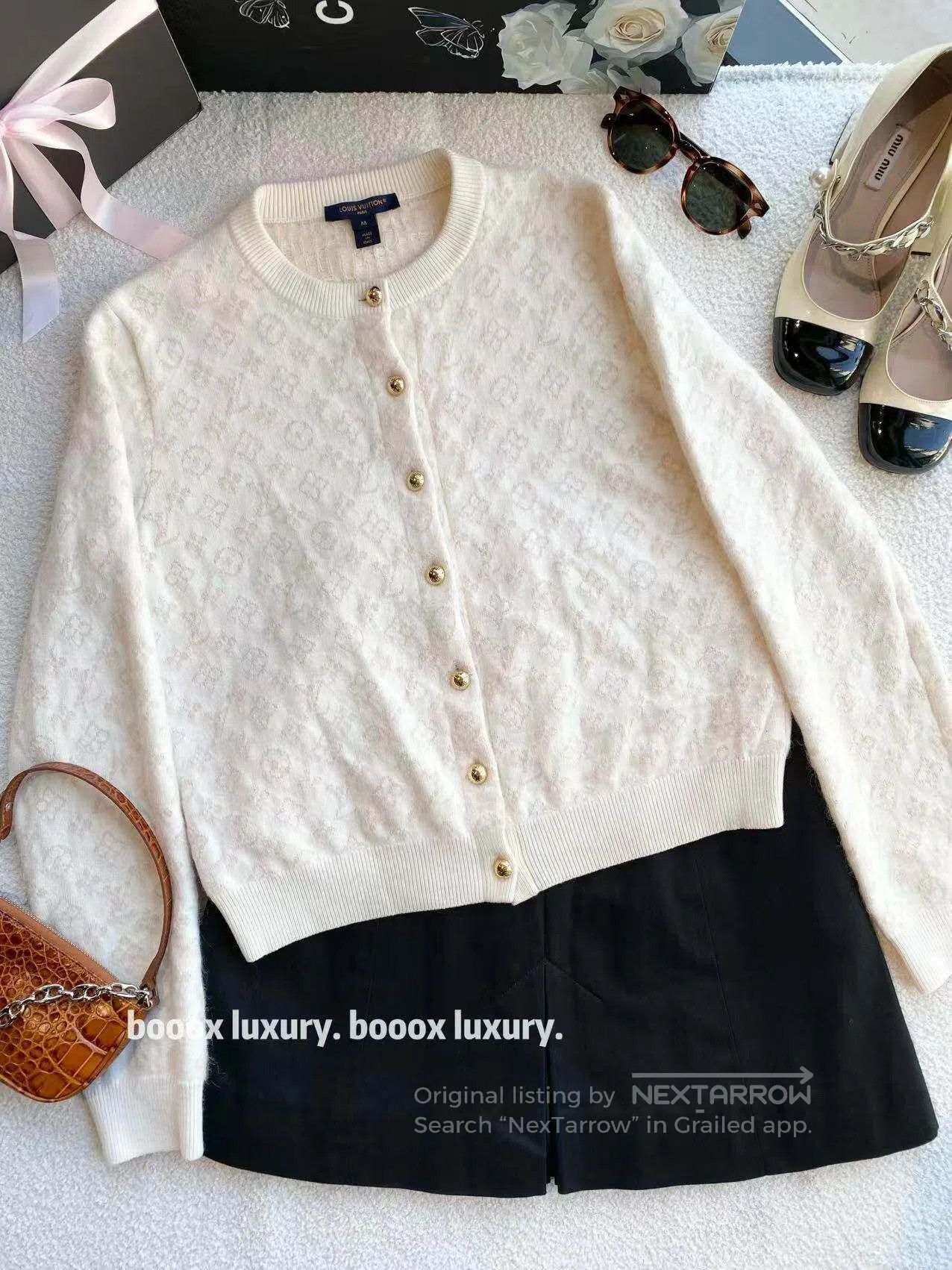 Louis Vuitton Louis Vuitton Presbyon printed with gold buttons wool knit Size M / US 6-8 / IT 42-44 - 1 Thumbnail