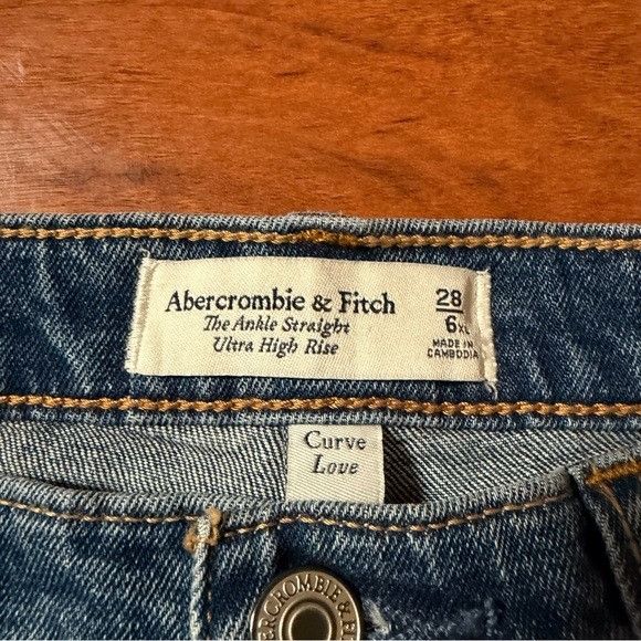 Abercrombie & Fitch Abercrombie & Fitch Blue Distressed The Ankle Straight Jeans Size 28" / US 6 / IT 42 - 4 Thumbnail