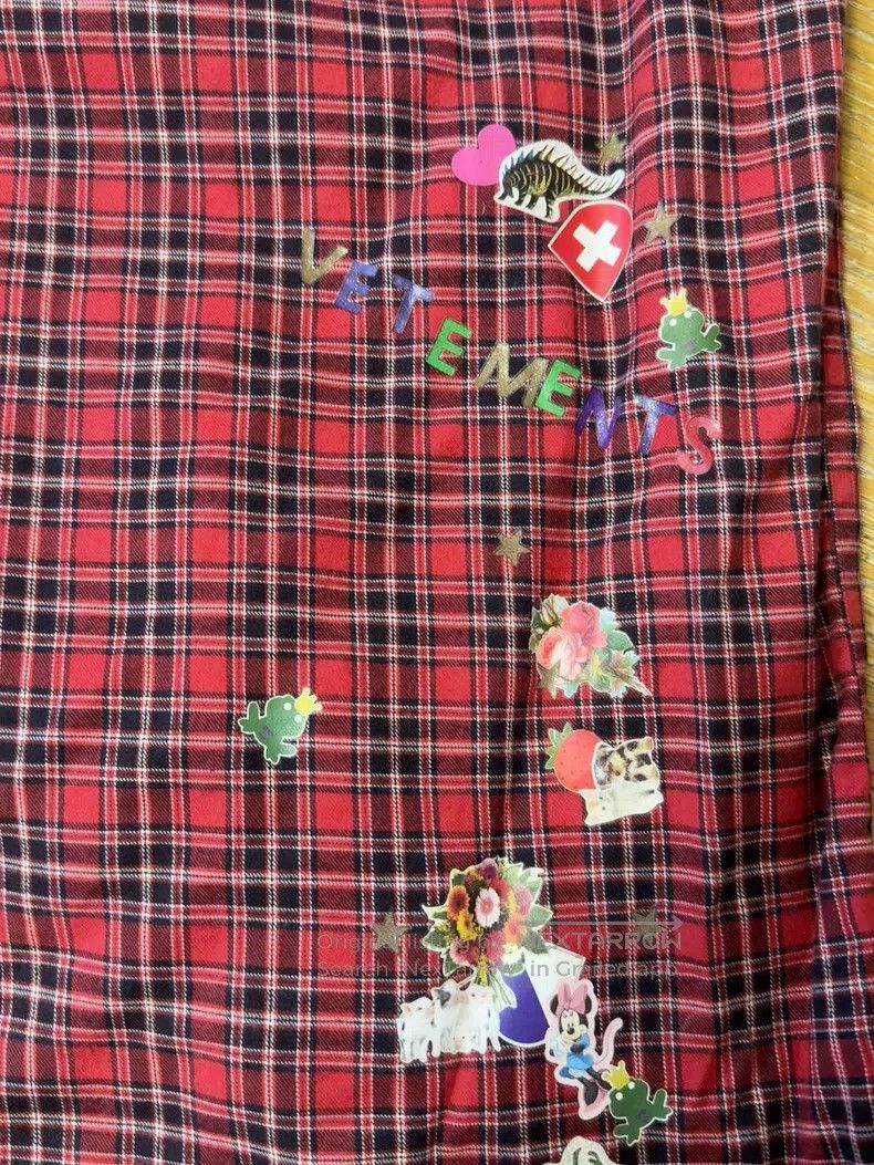 Vetements Vetements Printed Shirt Size US XS / EU 42 / 0 - 8 Thumbnail