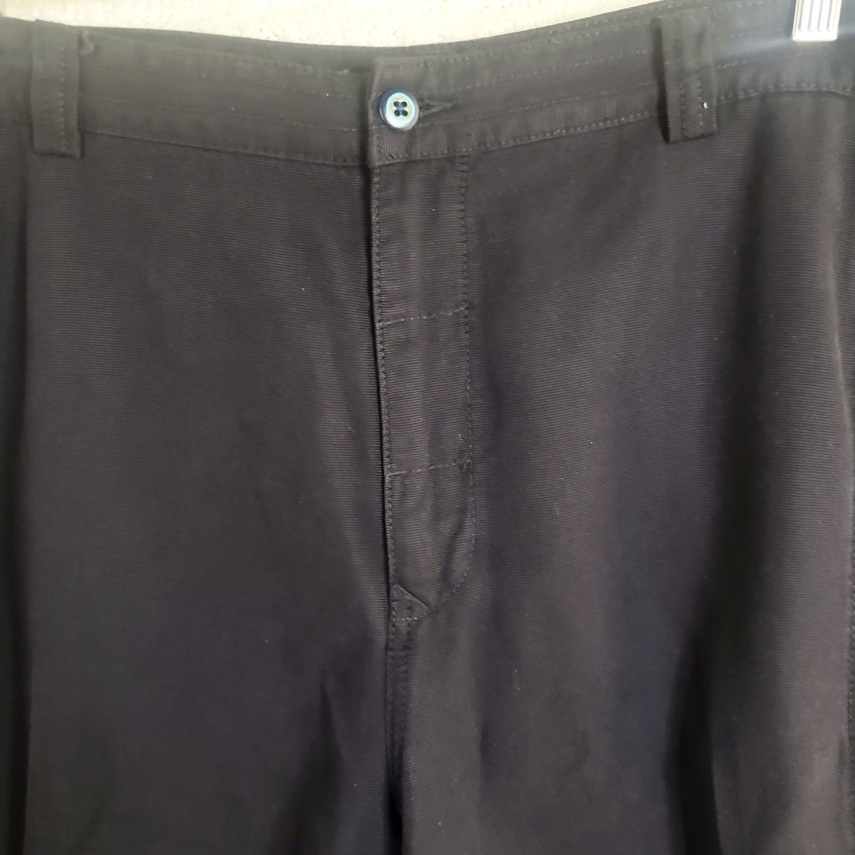 Tommy Bahama Tommy Bahama Shorts Mens 44 Black Stretch Chino Casual Flat Front 10in Inseam Canvas Pocket Pockets Regular Classic Mens Size US 44 / EU 60 - 3 Thumbnail