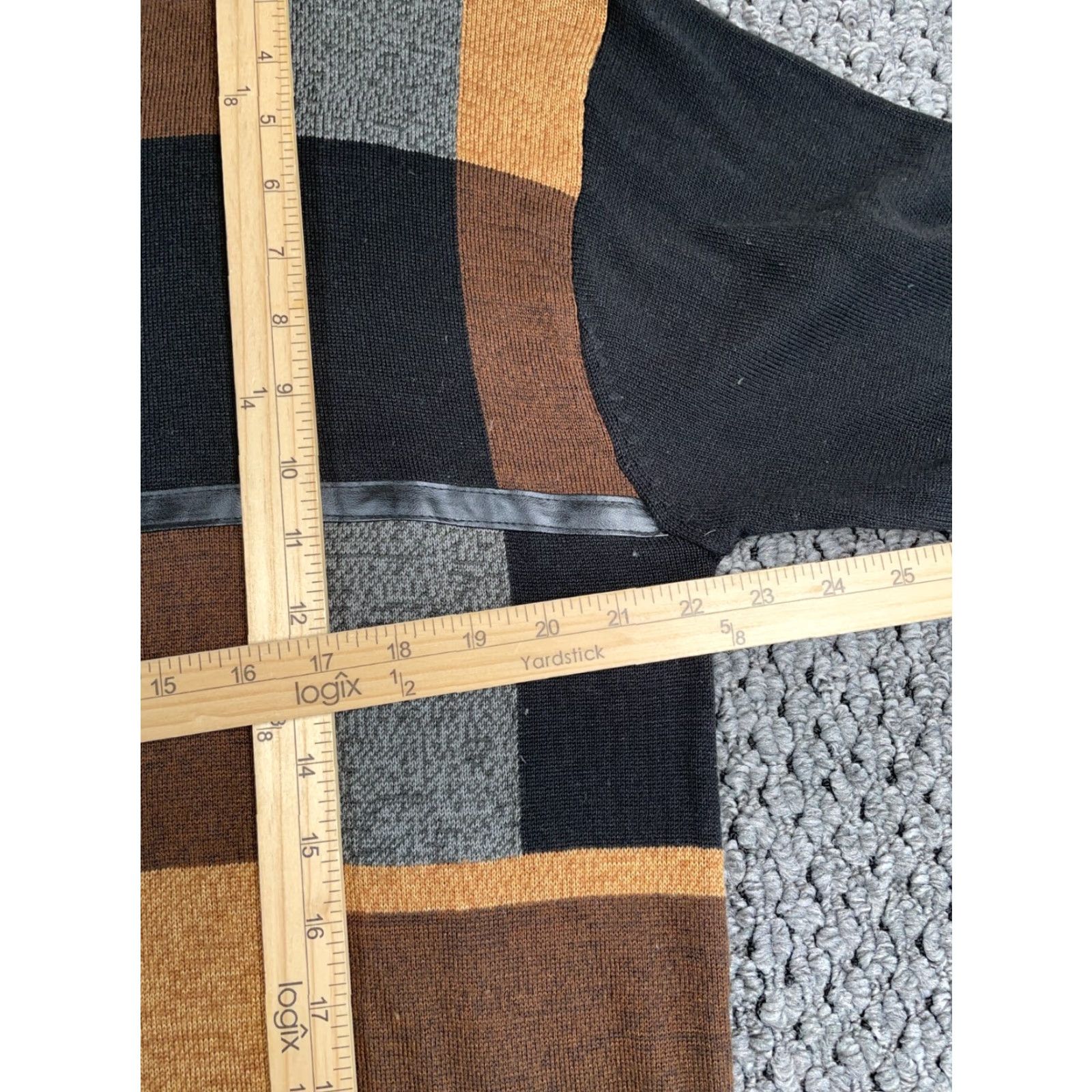 Vintage VINTAGE Trust Sweater Adult Large Brown Black Geometric Pattern Knit 1/4 Zip Faux Leather Trim Pullover 90s Mens Size US L / EU 52-54 / 3 - 6 Thumbnail
