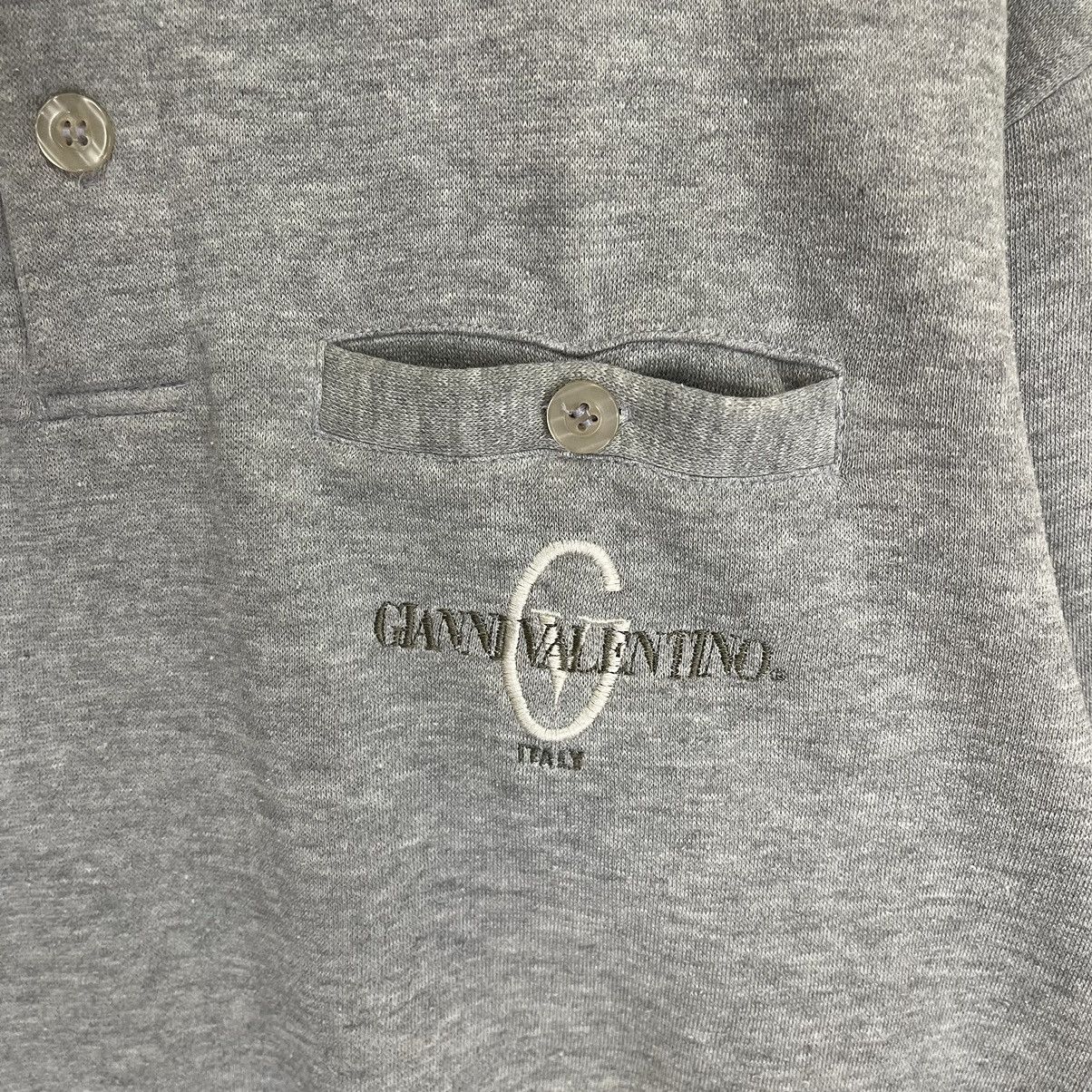 Gianni Valentino Gianni Valentino Small Logo Sweatshirt Baggy Size Small Size US S / EU 44-46 / 1 - 5 Thumbnail