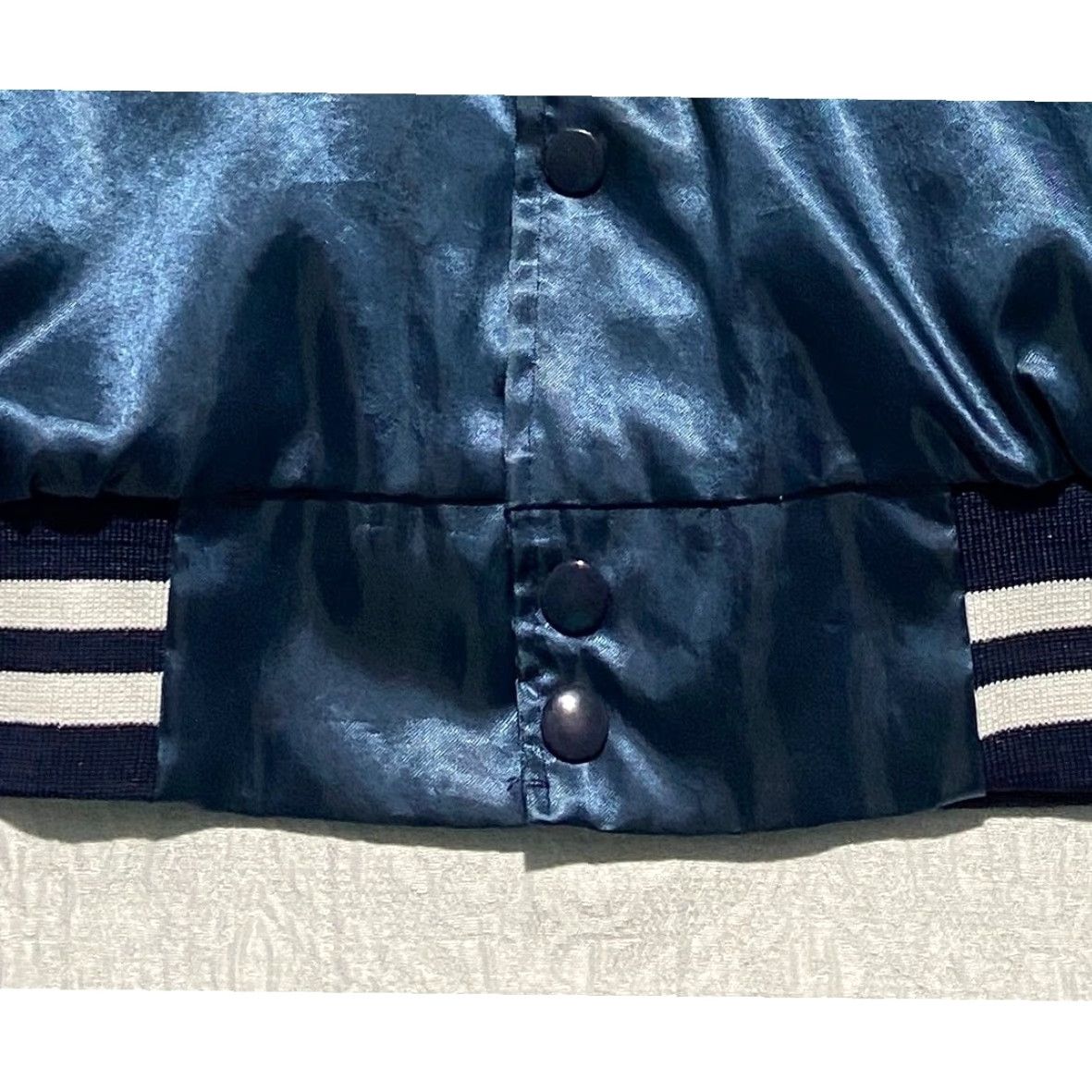 Vintage VINTAGE Cardinal Jacket Main Selling Point: Satin Bomber Navy Blue USA 1996 Softball Baseball Mt Prospect Park District Mens L Size US L / EU 52-54 / 3 - 7 Thumbnail