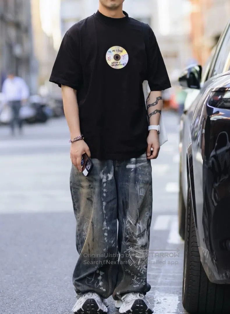 Balenciaga Balenciaga Laser disc black short-sleeve T-shirt Size US L / EU 52-54 / 3 - 7 Thumbnail