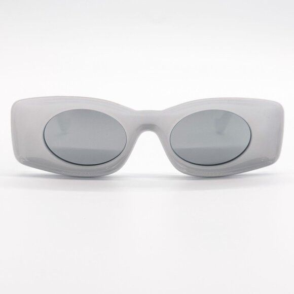 Loewe NEW LOEWE SUNGLASSES LW40033I 21C WHITE UNISEX EYEWEAR Size ONE SIZE - 4 Thumbnail
