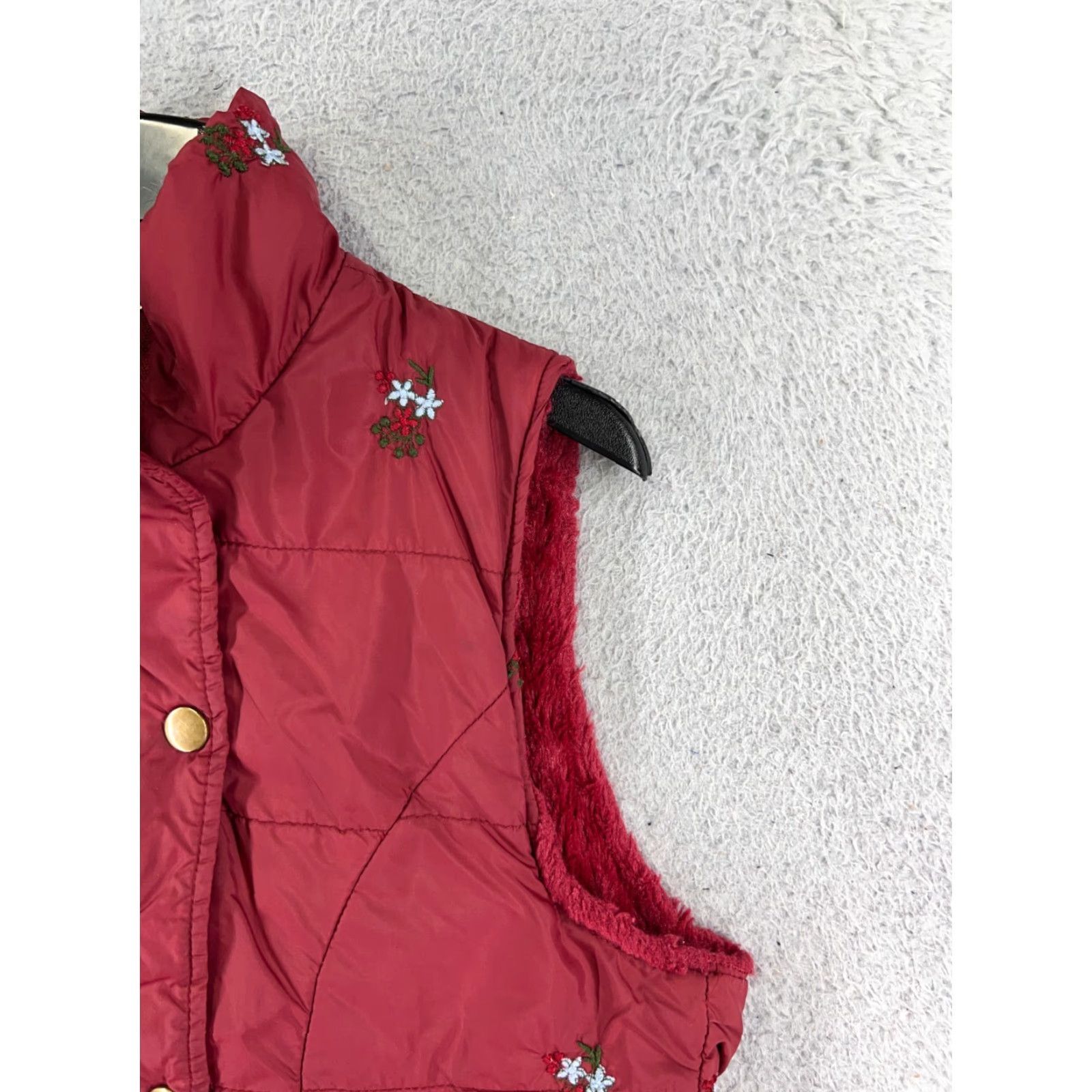 Vintage Angela Fashion Vest Women Small Red Floral Embroidered Sherpa Lined Available By Jacket Coat? Size S / US 4 / IT 40 - 6 Thumbnail