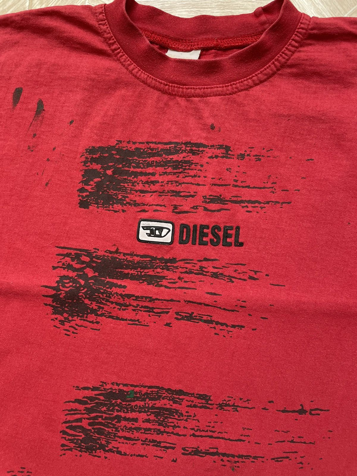 Diesel × Vintage Vintage Diesel Avantgarde Y2K Overprint Middle Logo Tee XL Size US XL / EU 56 / 4 - 4 Thumbnail