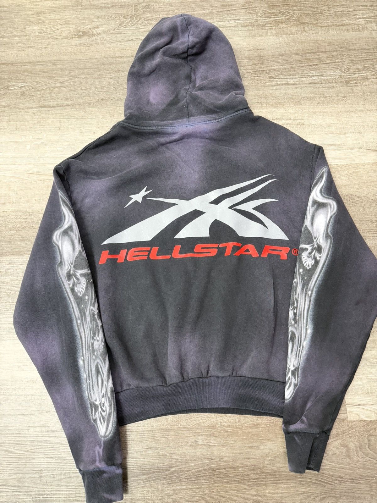 HELLSTAR Hellstar Airbrushed Skull Hoodie Black Size XS Size US XS / EU 42 / 0 - 7 Thumbnail