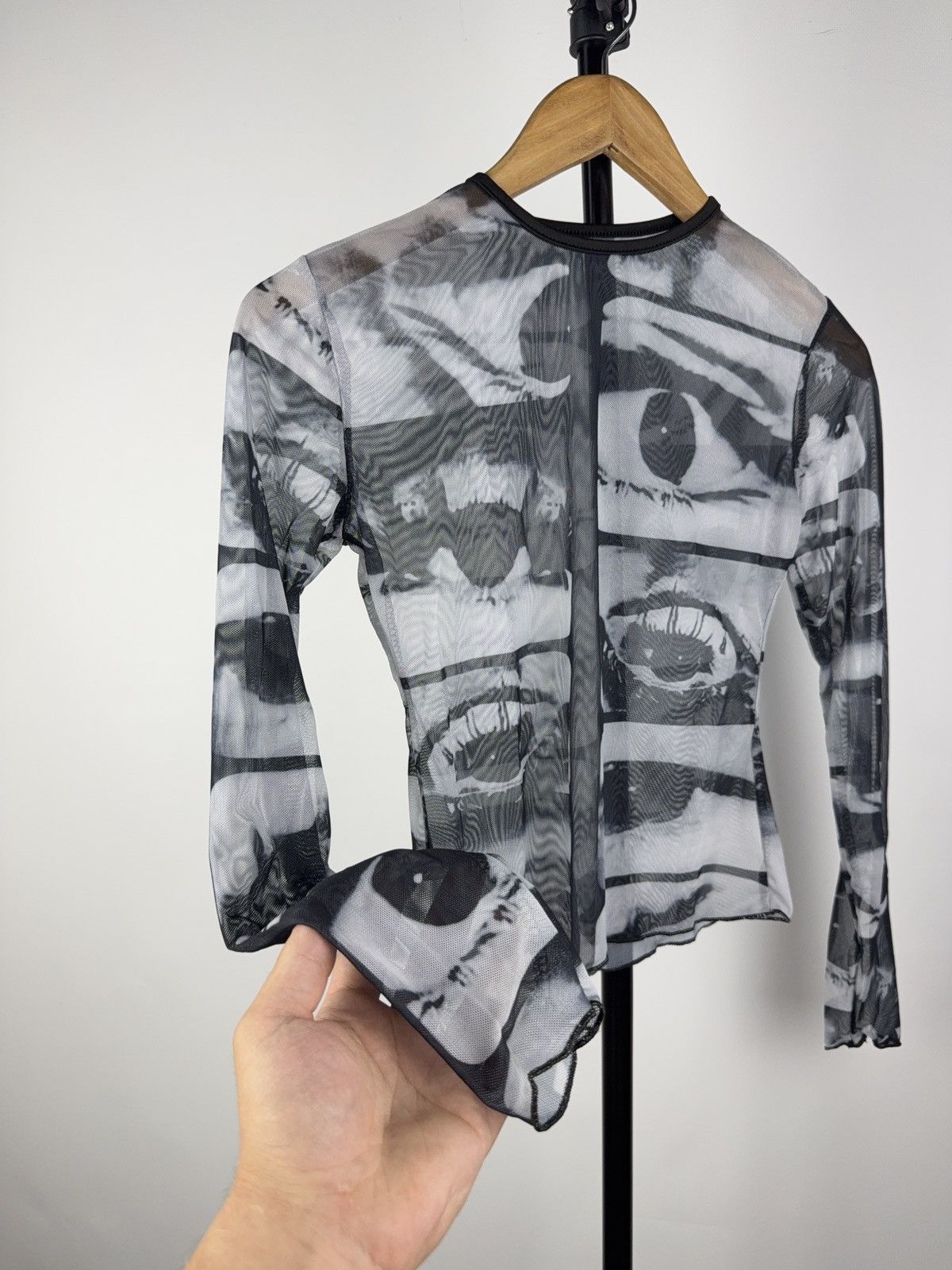 Vintage Sexy Darkness Avant Garde Gothic Punk Emo Mesh Top Blouse Size S / US 4 / IT 40 - 2 Thumbnail