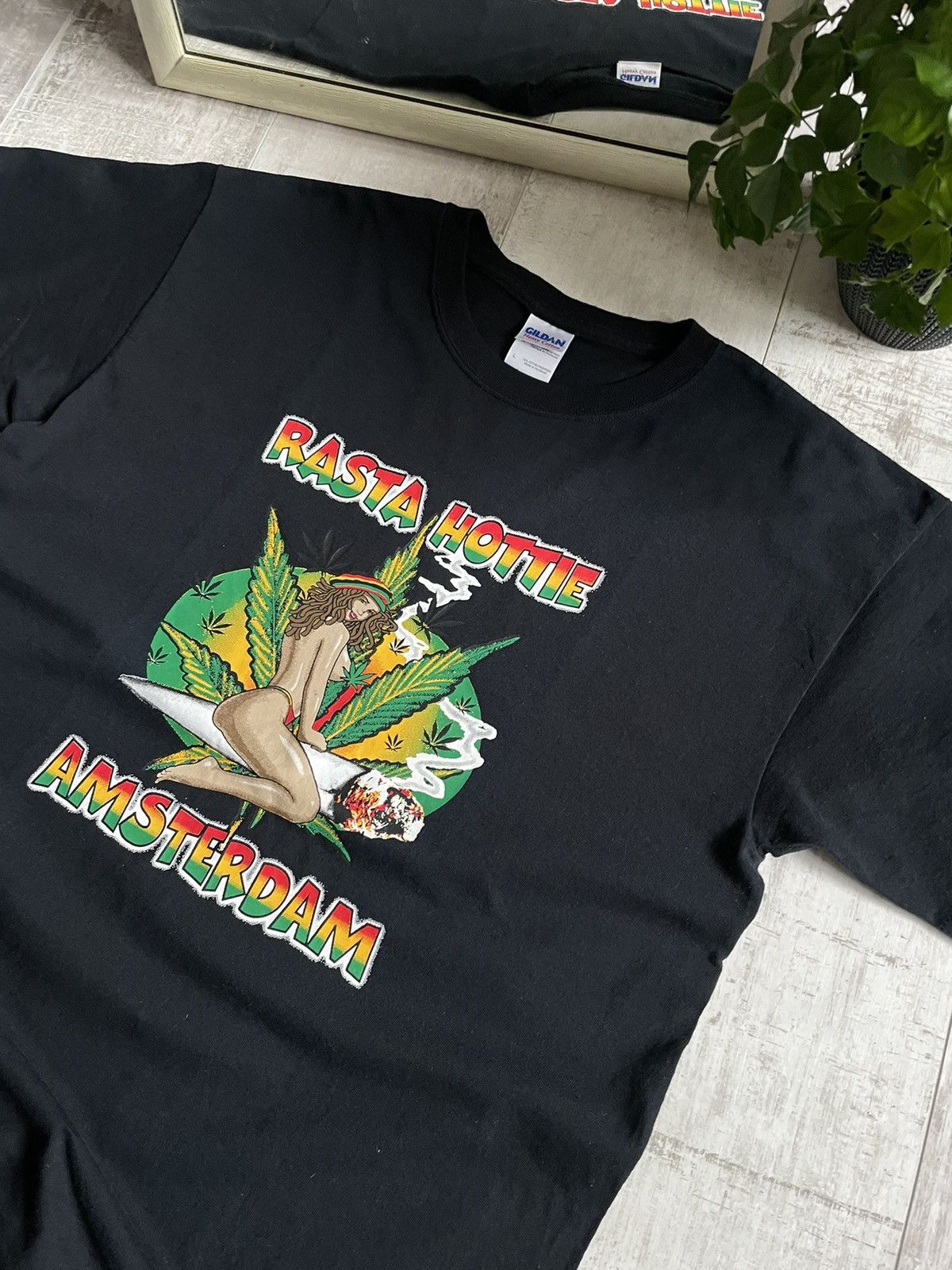 Vintage 90’s Sex Girls Rasta Hottie Amsterdam Blant T-Shirt Vintage Size US L / EU 52-54 / 3 - 4 Thumbnail