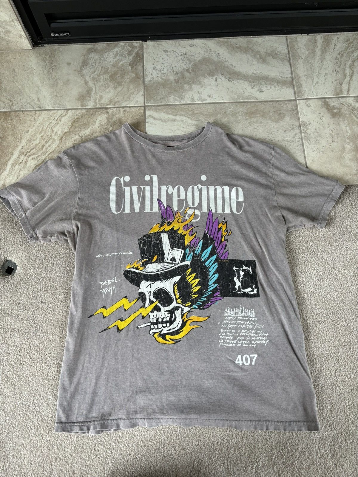 Civil Regime Civil Regime Tshirt Size US L / EU 52-54 / 3 - 1 Thumbnail