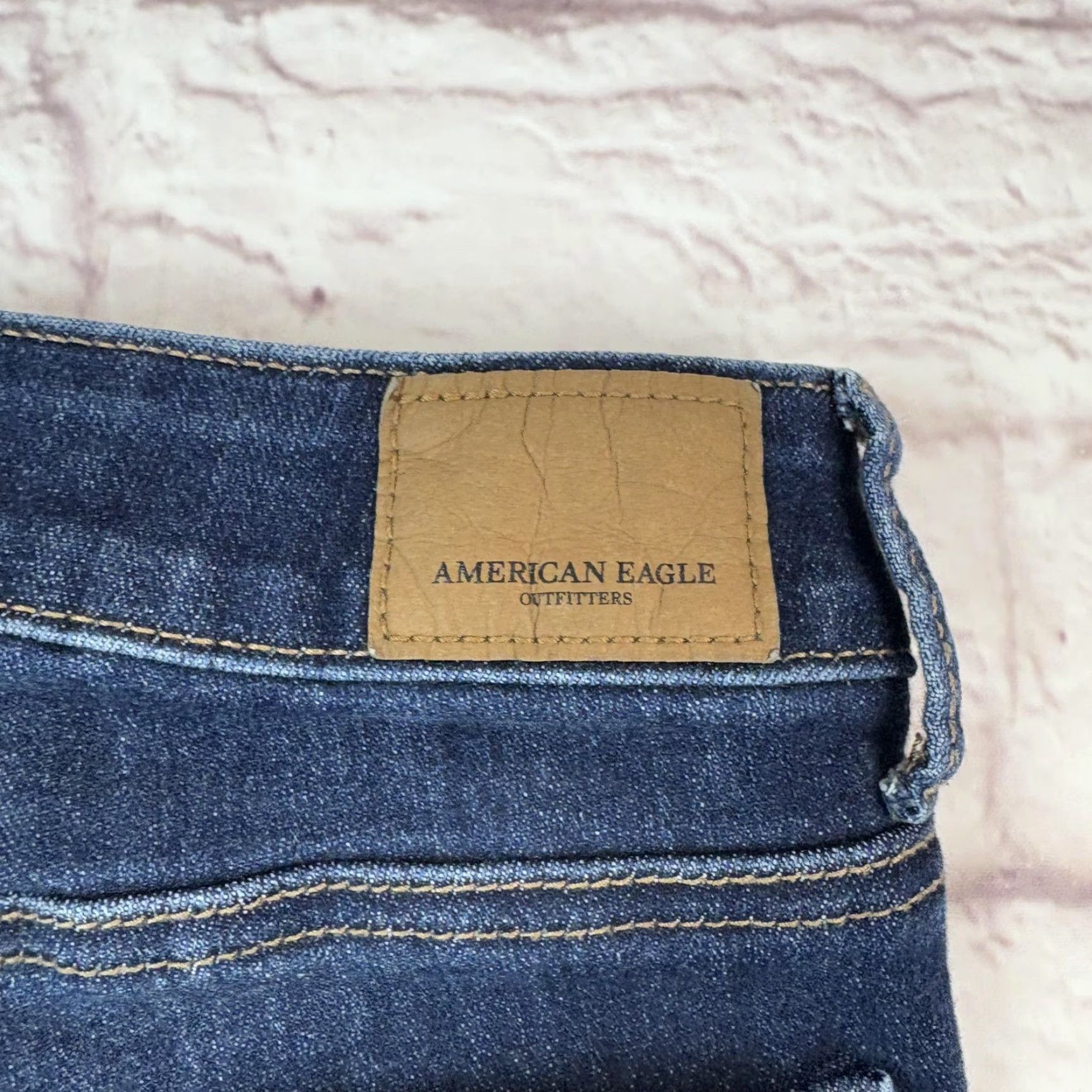 American Eagle Outfitters American Eagle Outfitters Shorts Womens 6 Blue Denim Cutoff Raw Hem Stretch Size 28" / US 6 / IT 42 - 3 Thumbnail