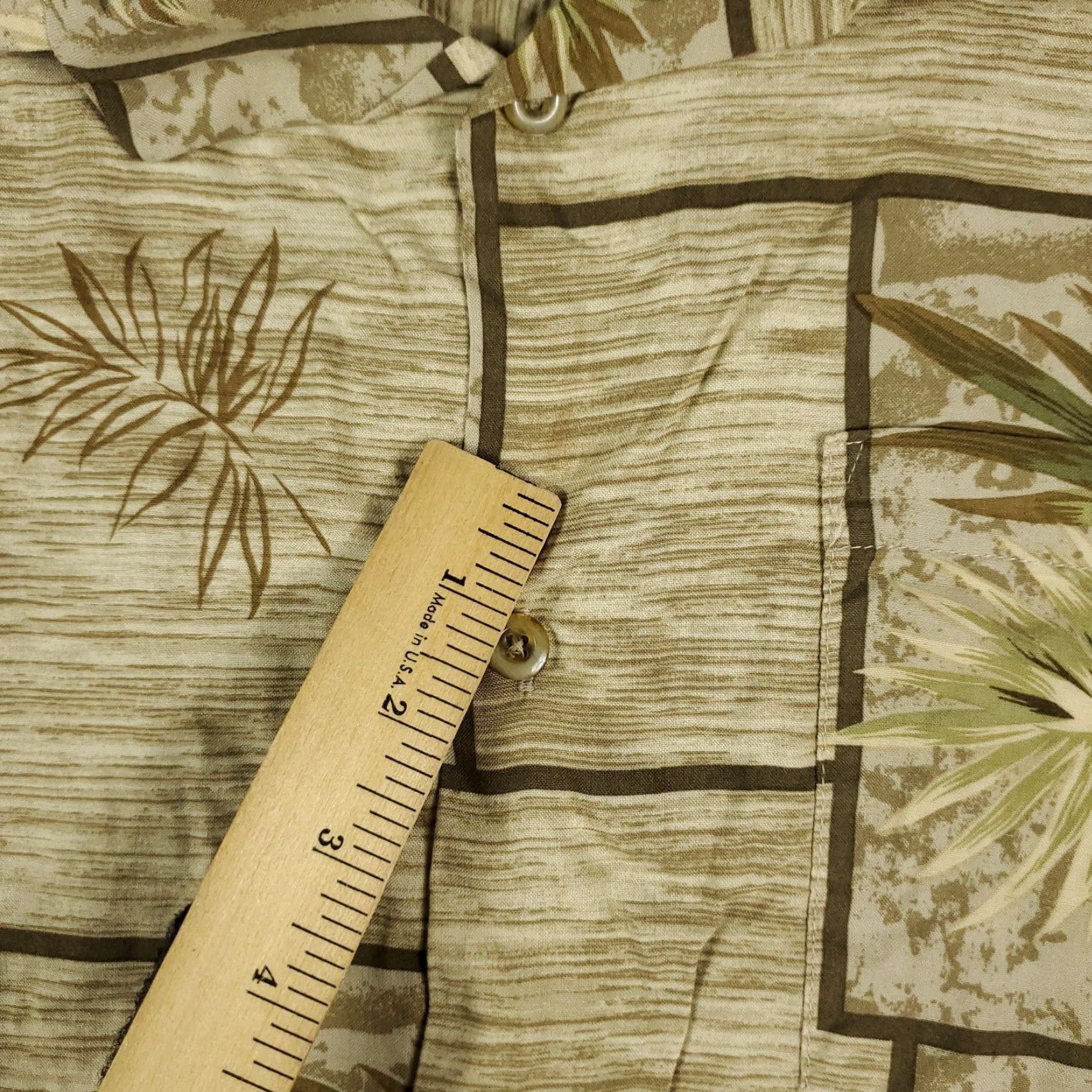 Vintage Bamboo Cay Shirt Mens M Beige Modal Button-Up Short Sleeve Hawaiian Aloha Classic Logo Pockets Men Size US M / EU 48-50 / 2 - 3 Thumbnail