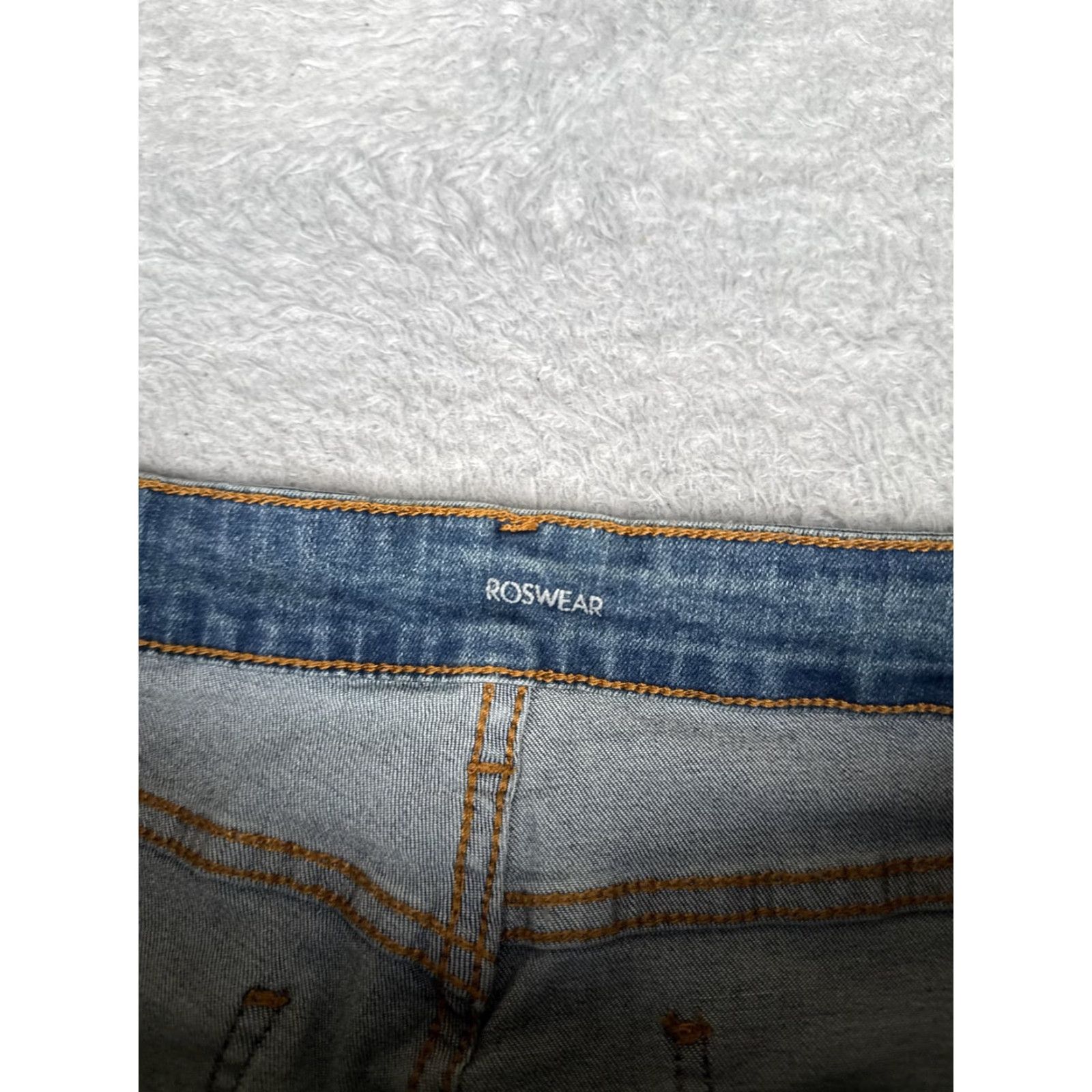 Vintage ROSWEAR Jeans Womens XL Blue Medium Wash High Rise Crop Distressed Stretch 34x19 Size 40" / US 18 - 6 Thumbnail