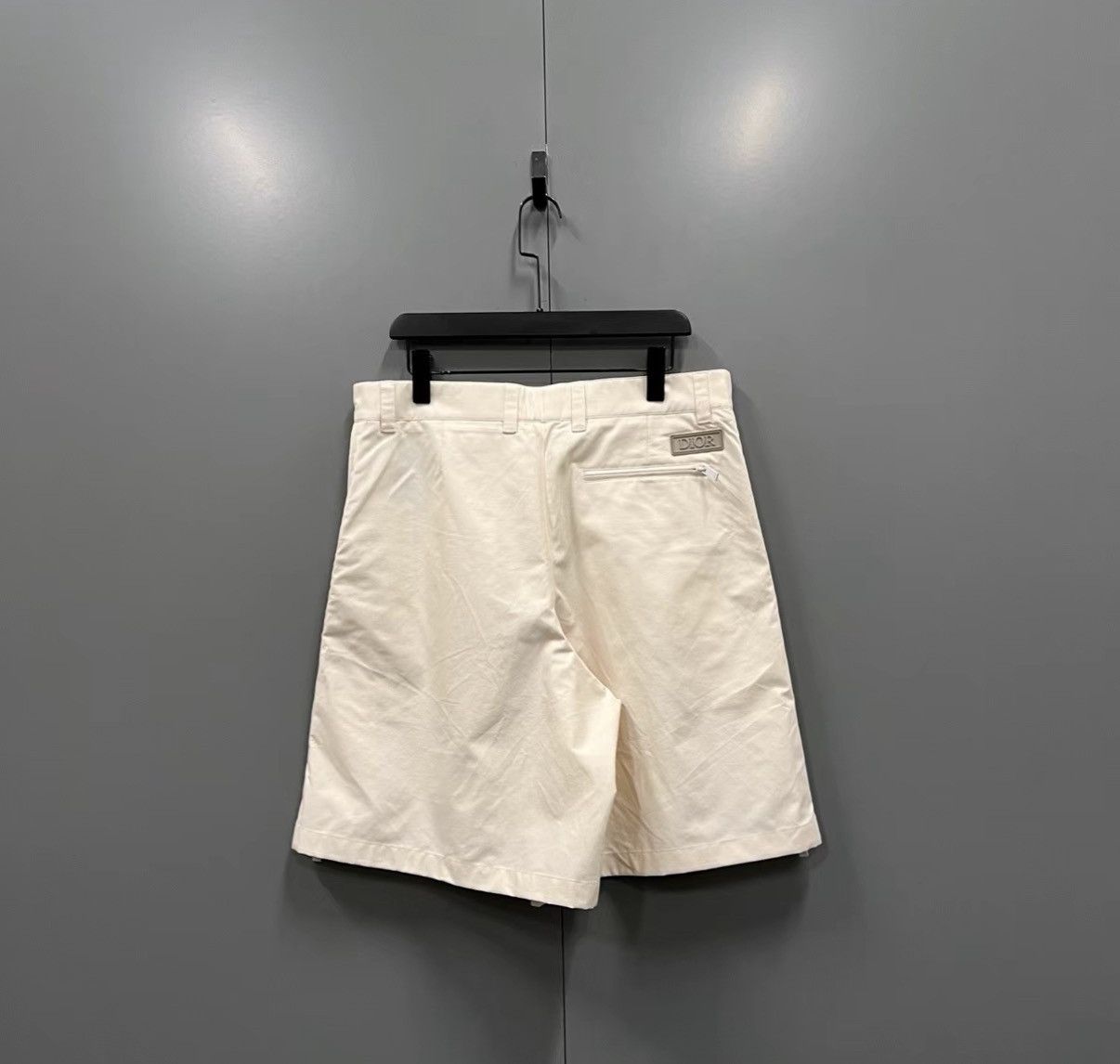 Dior Dior Beige Logo Shorts J41 Size US 32 / EU 48 - 2 Thumbnail
