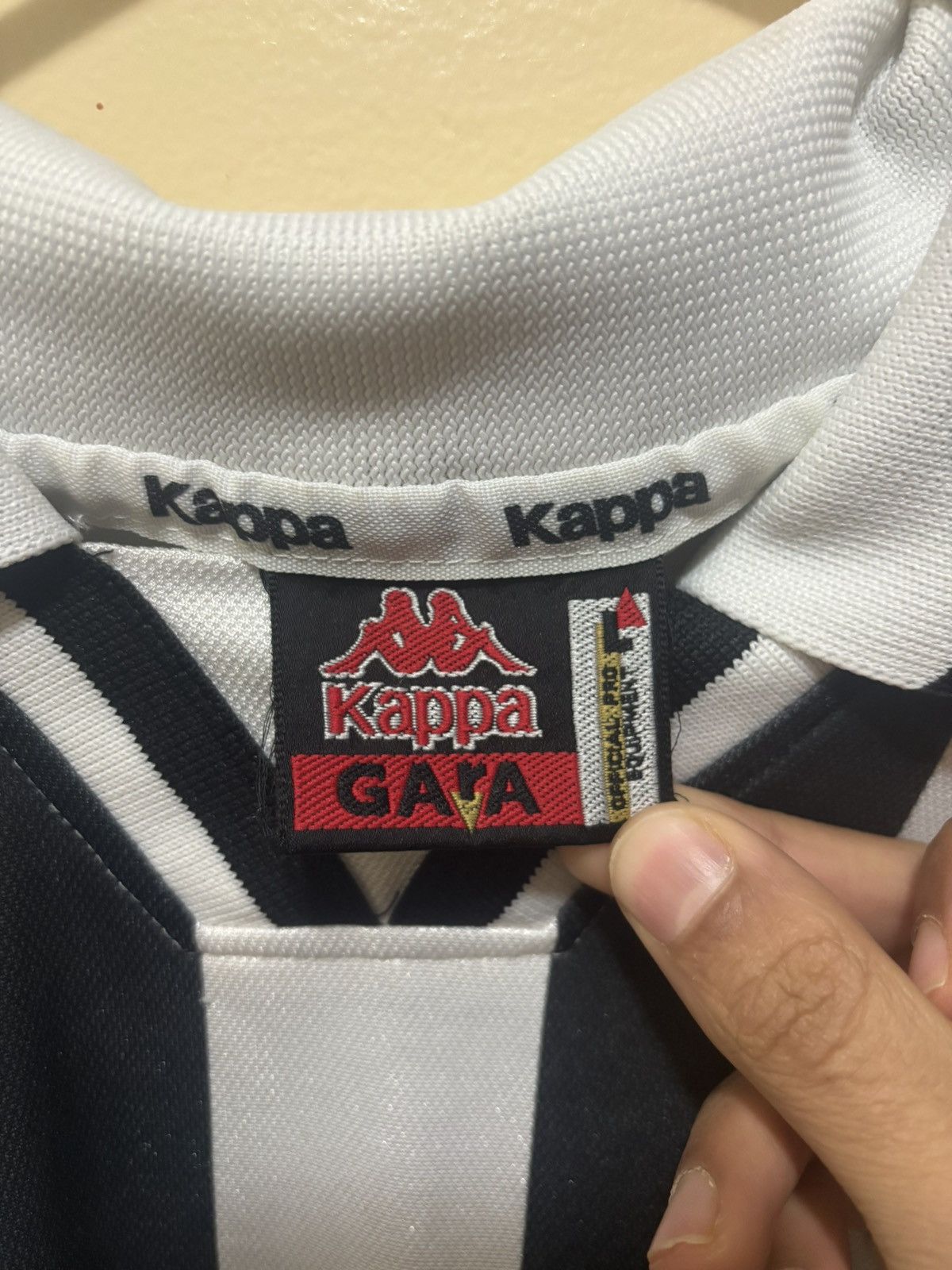 Kappa Juventus 1995/1996 Home Shirt Size US L / EU 52-54 / 3 - 4 Thumbnail