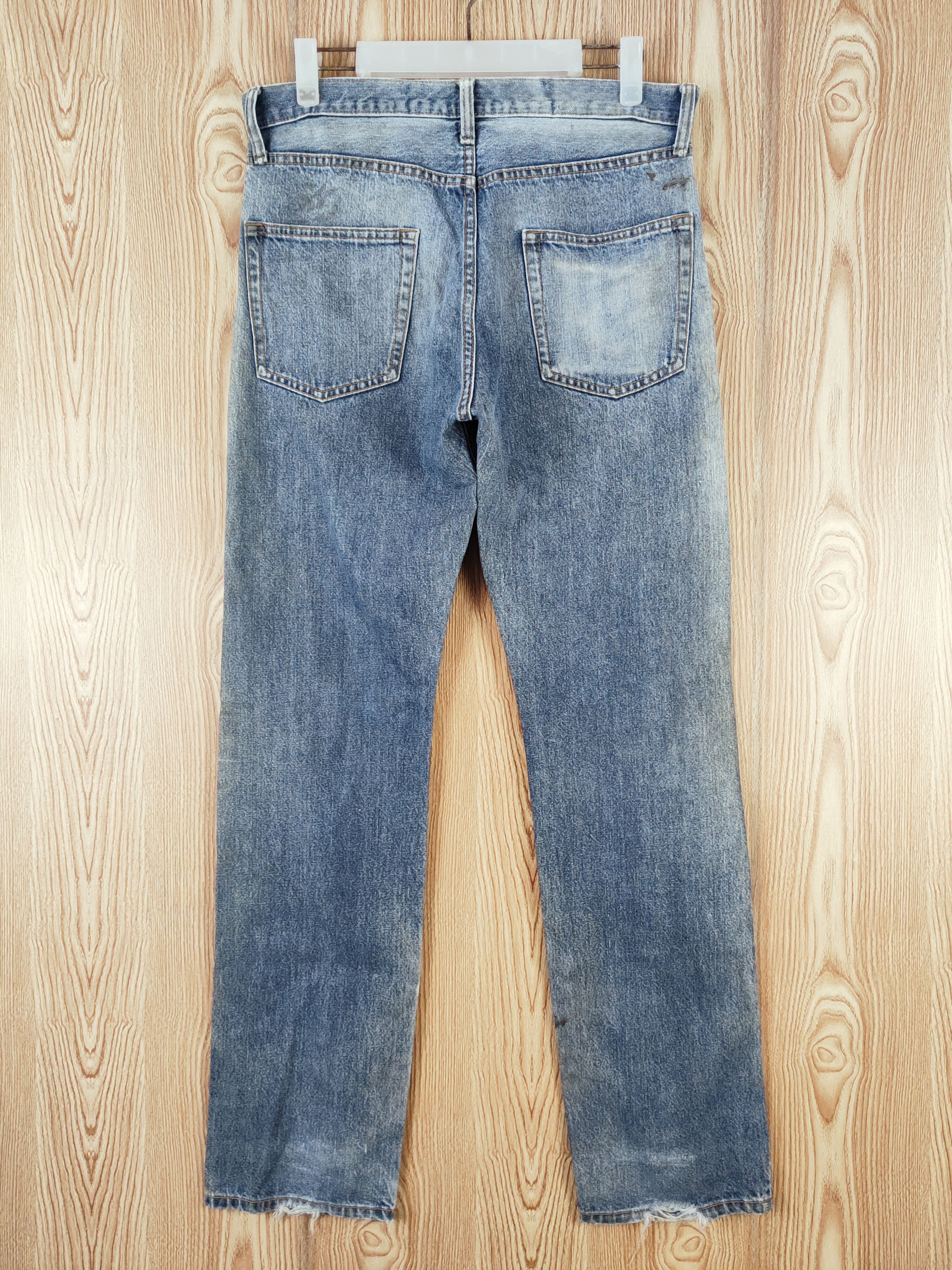 Japanese Brand Japanese Brand Dark Blue Faded Distressed Ripped Jeans #W694 Size US 33 - 7 Thumbnail