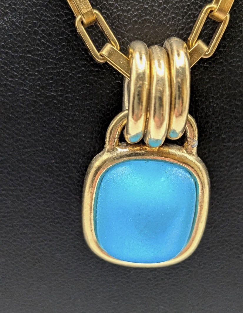 Givenchy Authentic Givenchy Blue Moon Gold Tone Pendant Size ONE SIZE - 5 Thumbnail