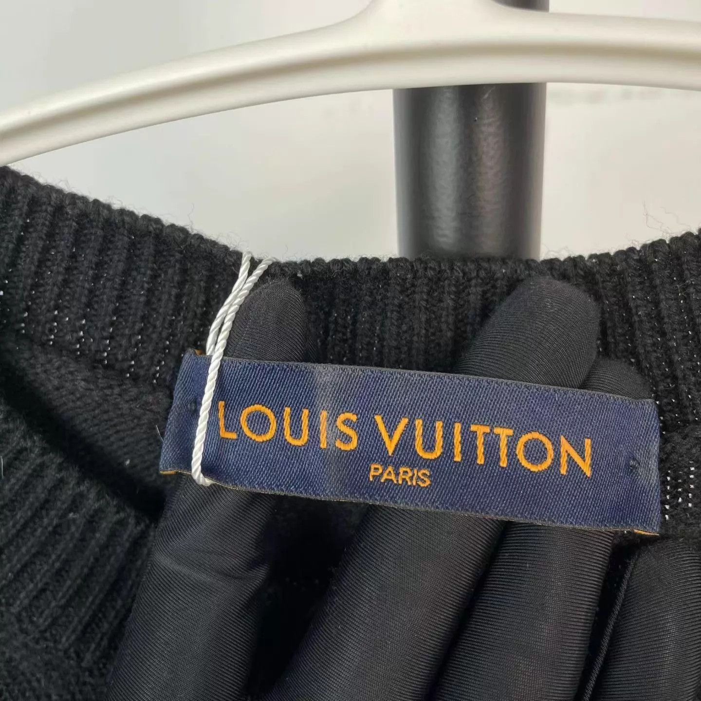 Louis Vuitton LV SS23 Watch Intarsia L/S Pullover Sweater L Size US L / EU 52-54 / 3 - 5 Thumbnail