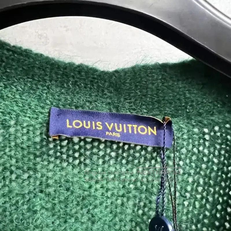 Louis Vuitton Louis Vuitton Green Knit Sweater for Men . Size US L / EU 52-54 / 3 - 3 Thumbnail