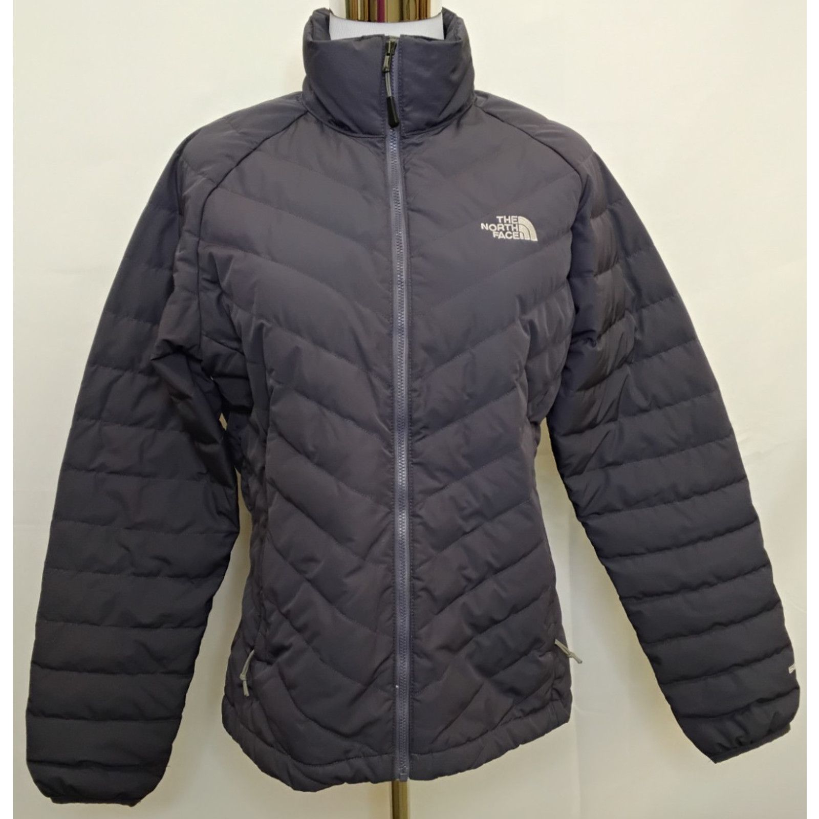 The North Face The North Face Down Puffer Jacket Women's Med Purple 550 FP Size M / US 6-8 / IT 42-44 - 2 Thumbnail