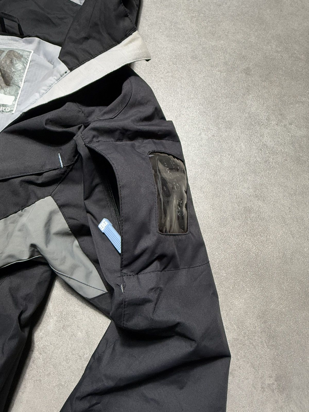 DC × Vintage Dc Tracksuit Outdoor Windproof Tech Jacket Rare Find 00s Size US M / EU 48-50 / 2 - 10 Thumbnail