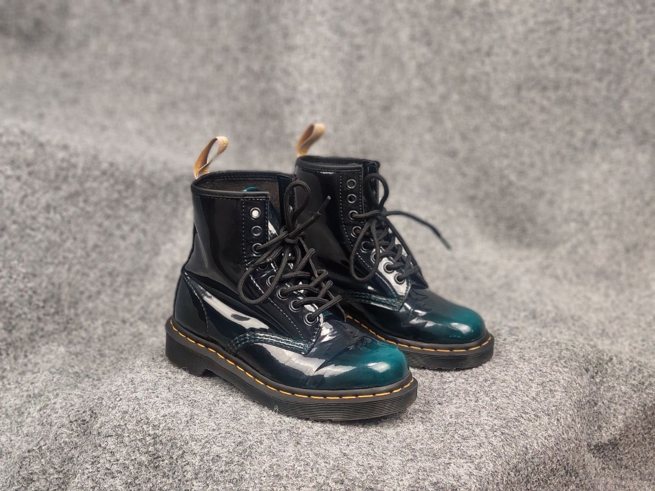 Dr. Martens Dr.Martens 1460 Vegan gradient patent leather Combat Boots Size US 5 / IT 35 - 3 Thumbnail
